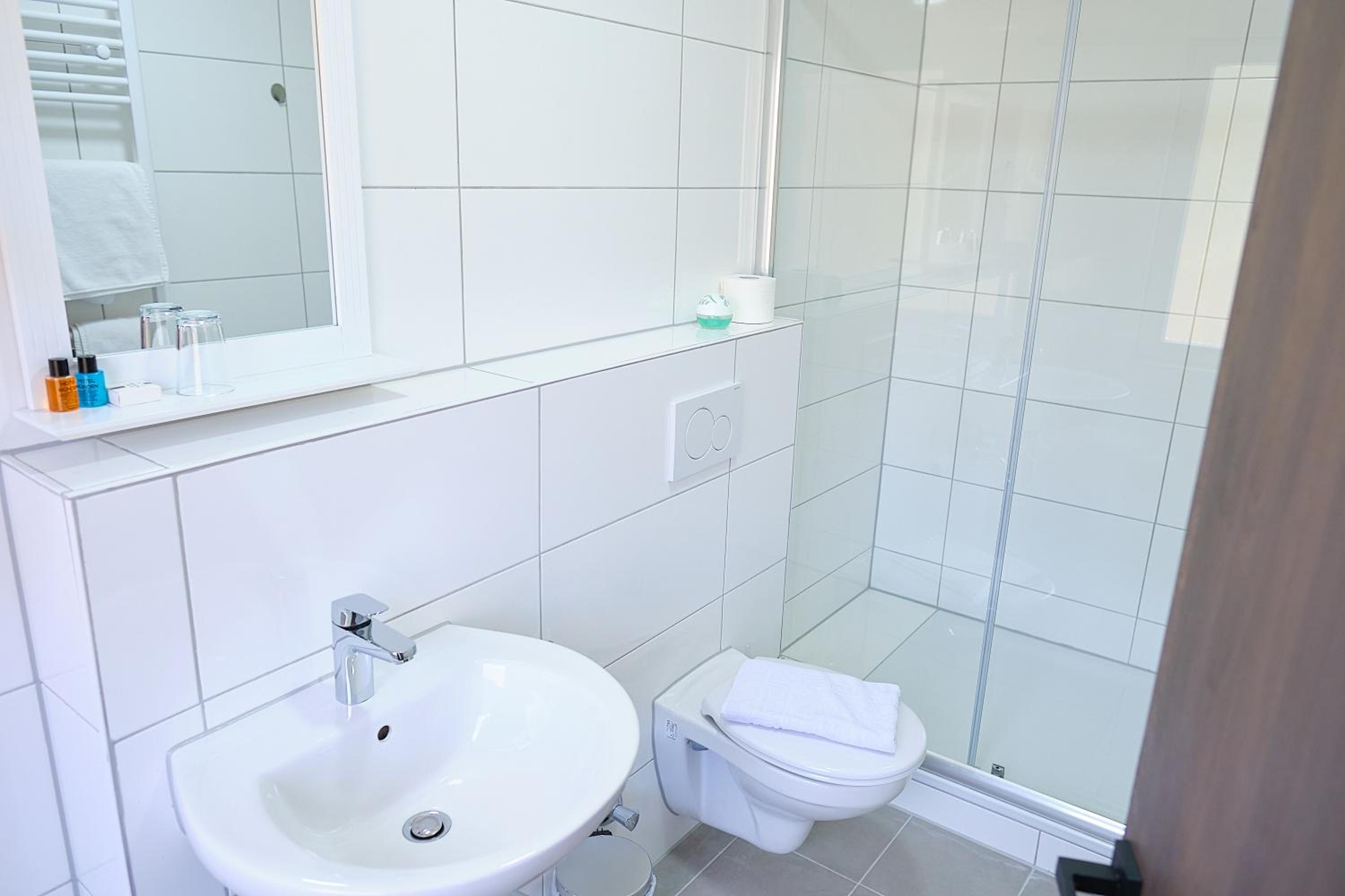 Single Room photo 2