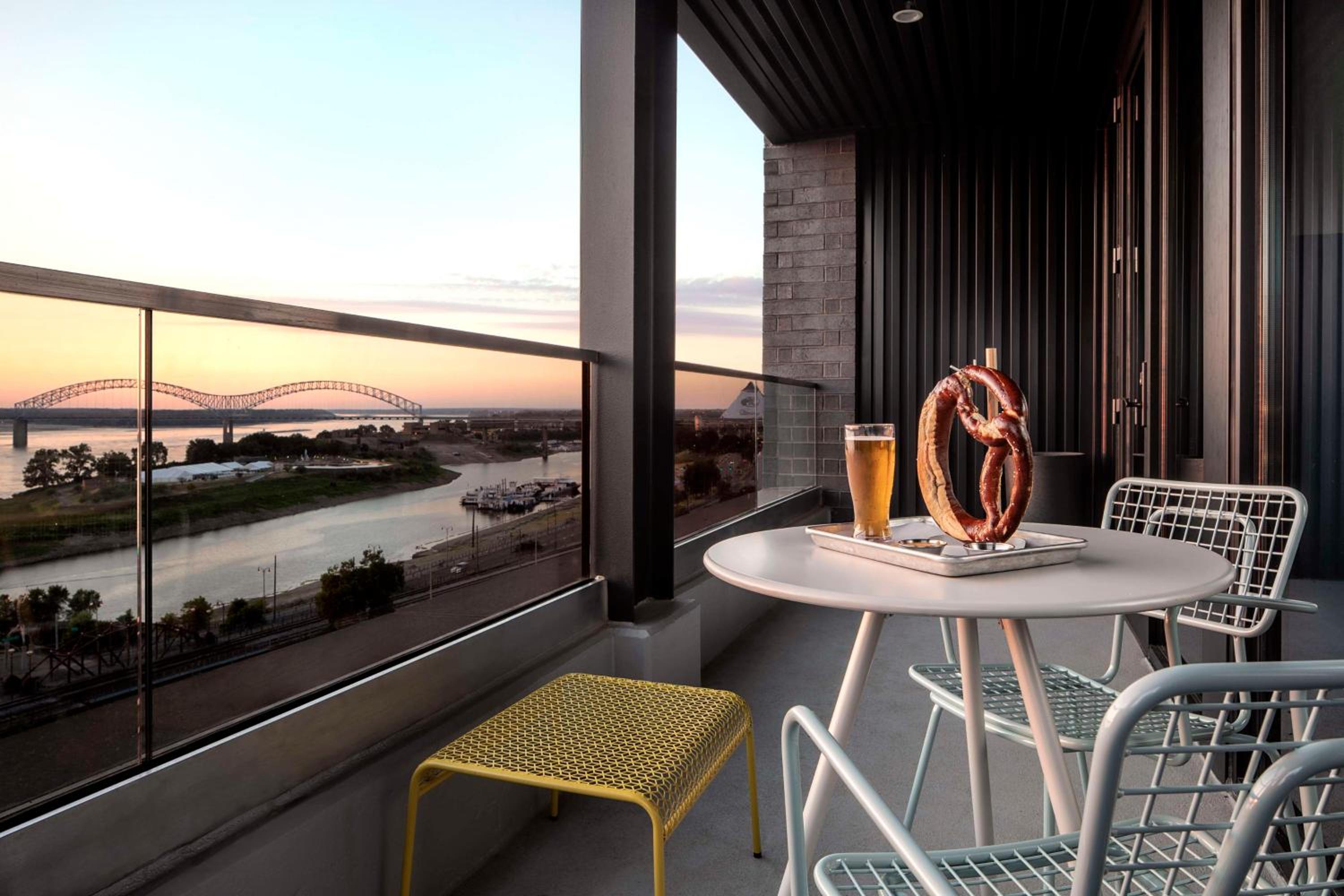 Suite With Balcony And River View photo 2
