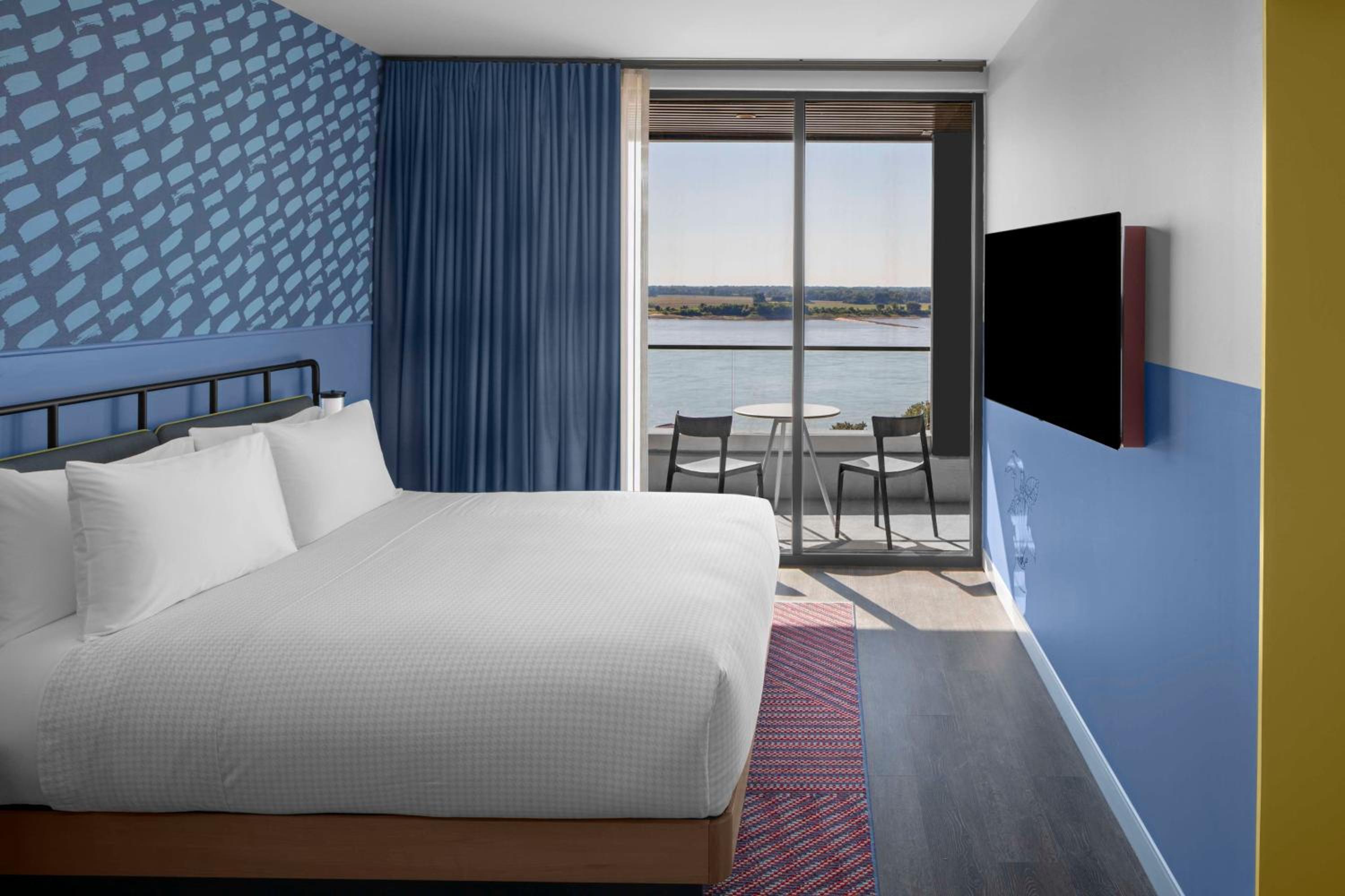 Suite With Balcony And River View photo 1