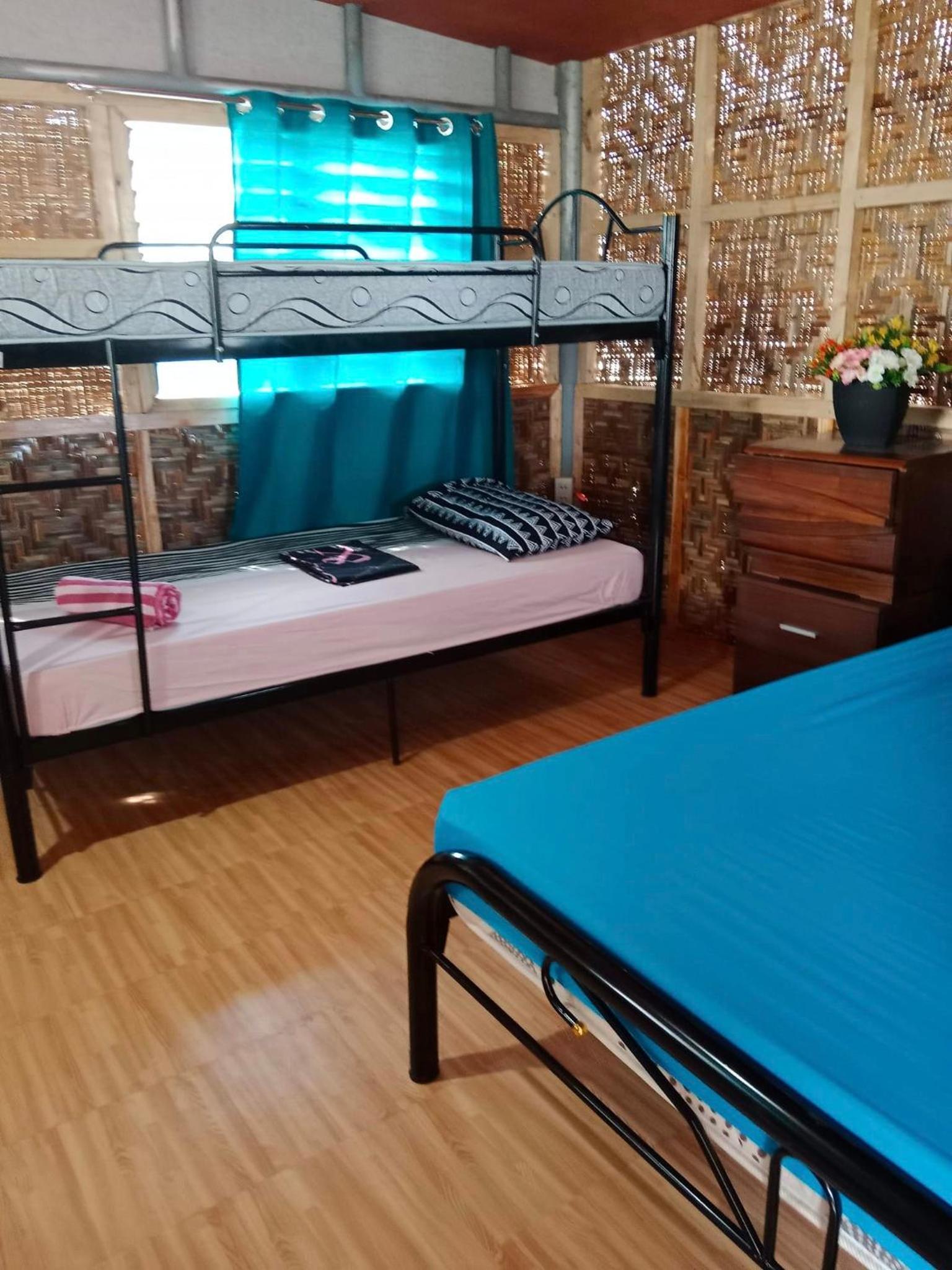 Double or Twin Room with Private External Bathroom - Photo 11