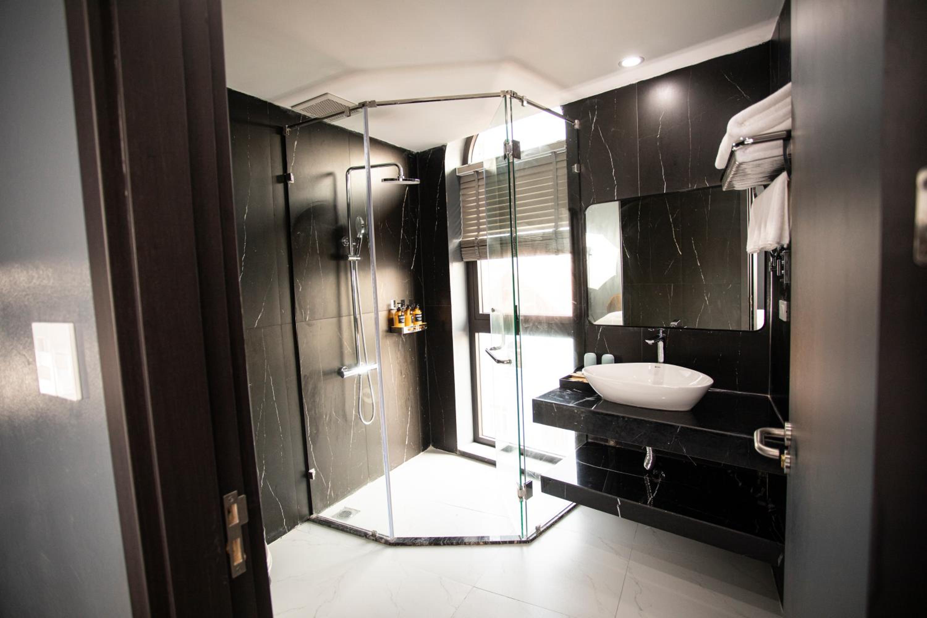 Superior Double Room - Photo 12