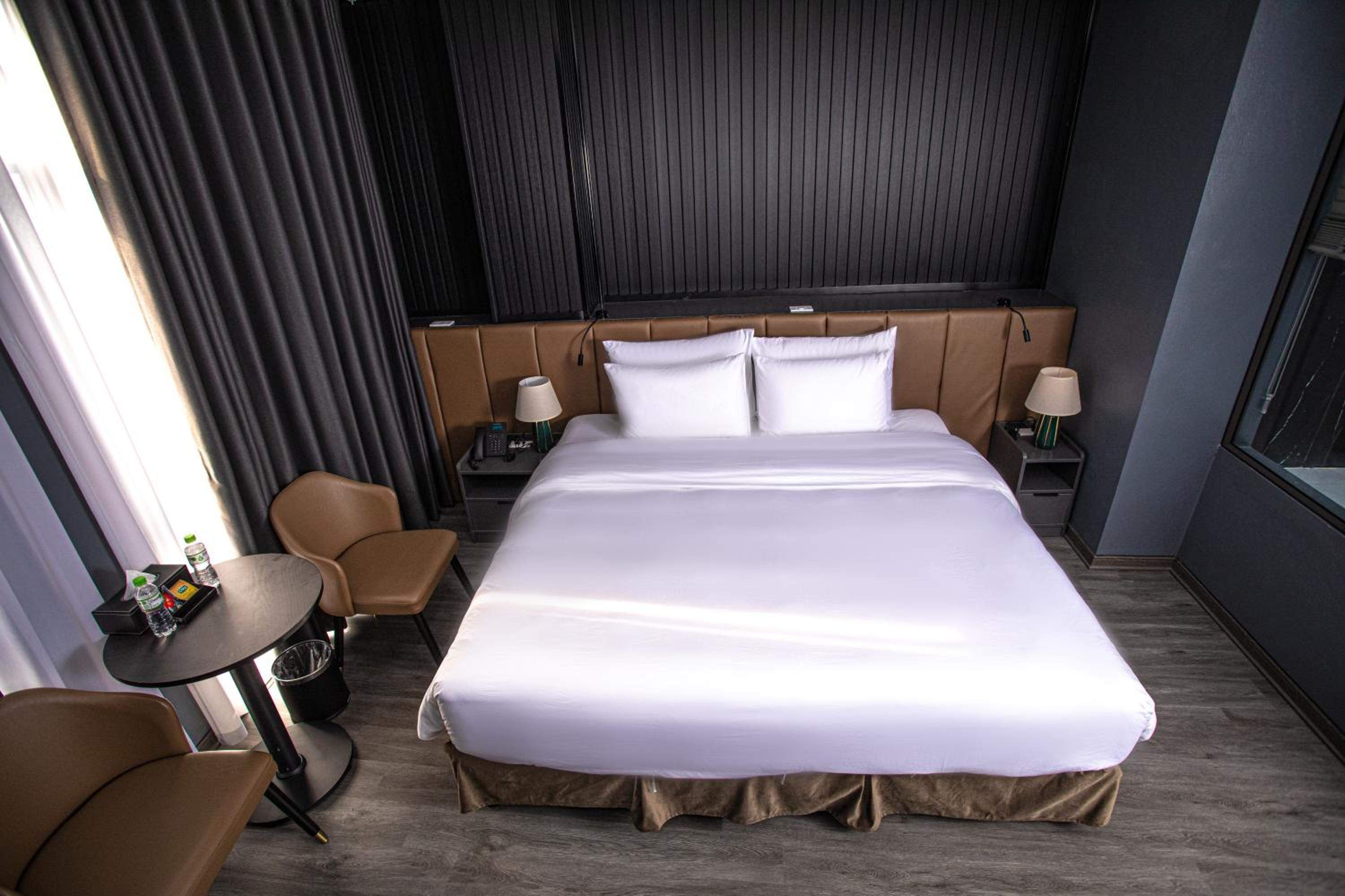 Superior King Room photo 2