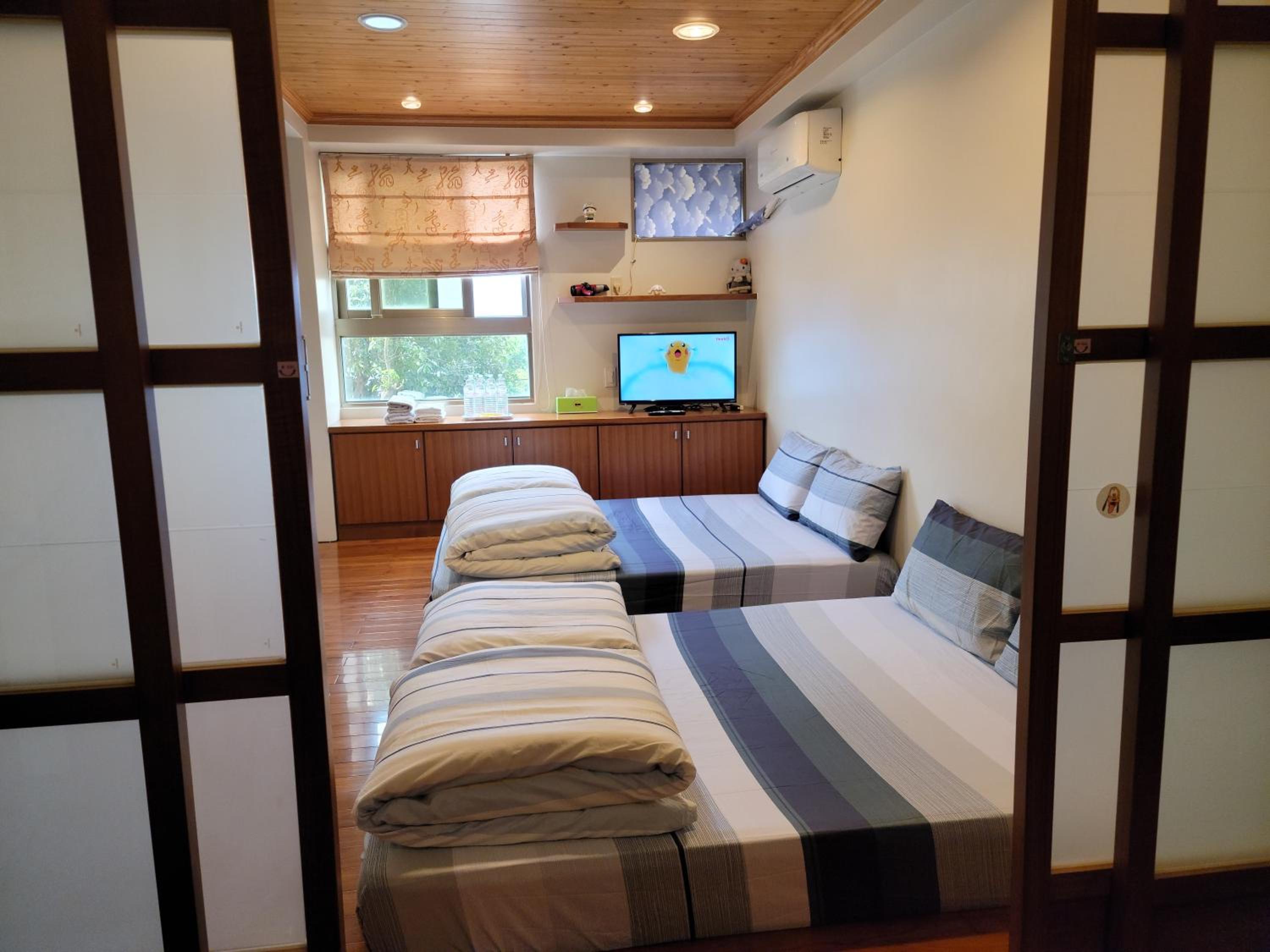 Japanese-Style Quadruple Room photo 3