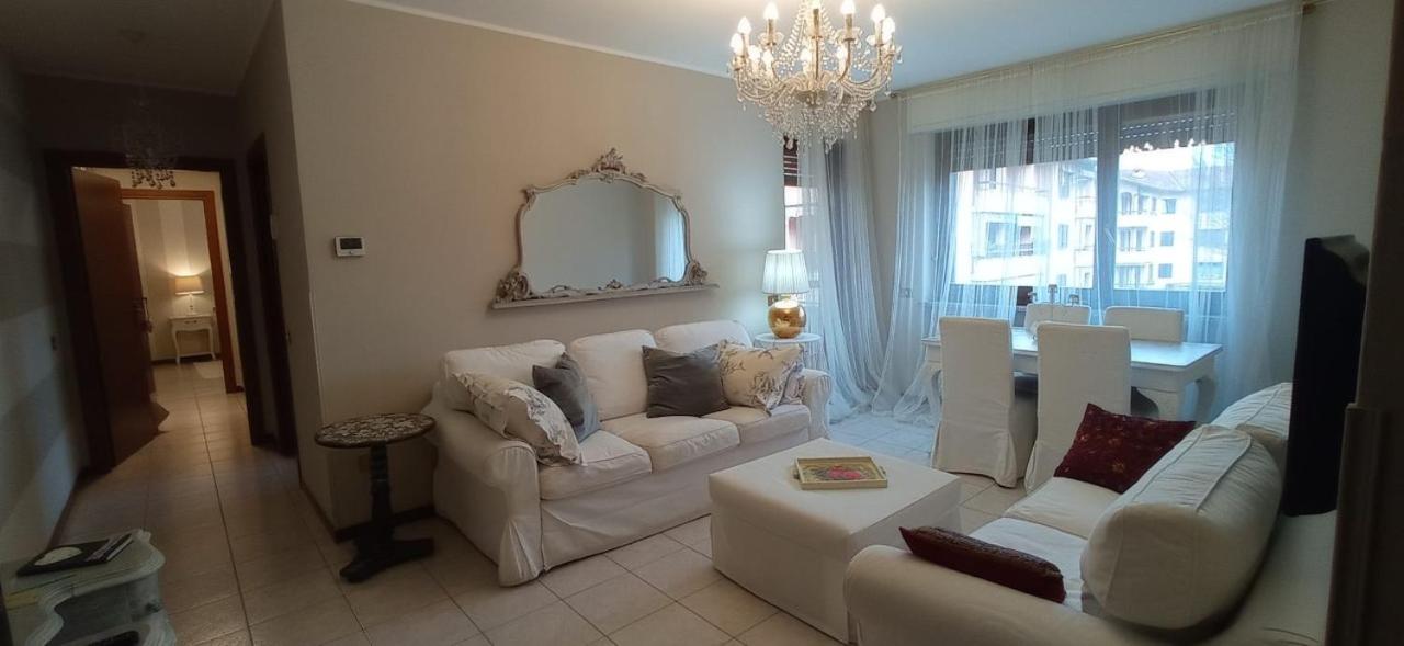Apartment with Terrace - Photo 82
