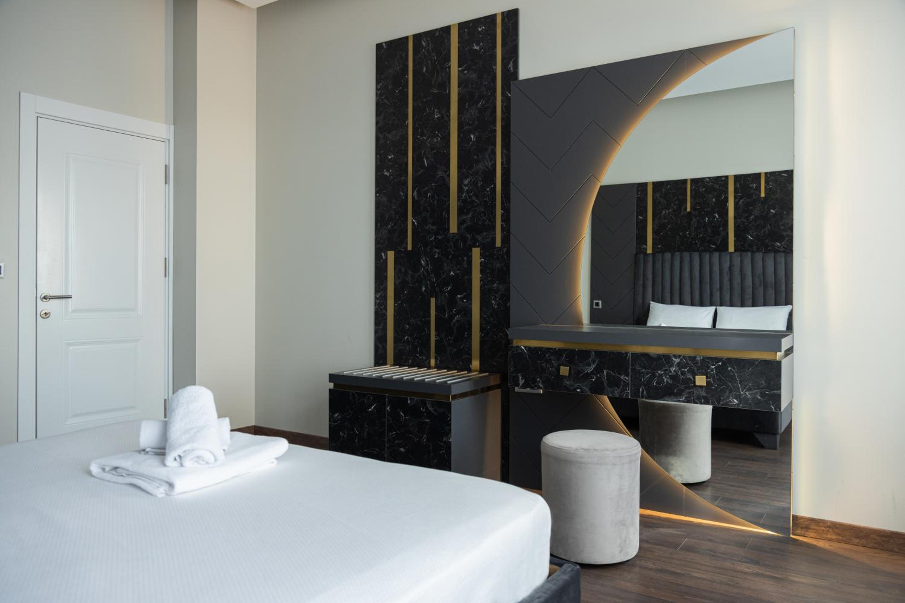 Suite with Balcony photo 2