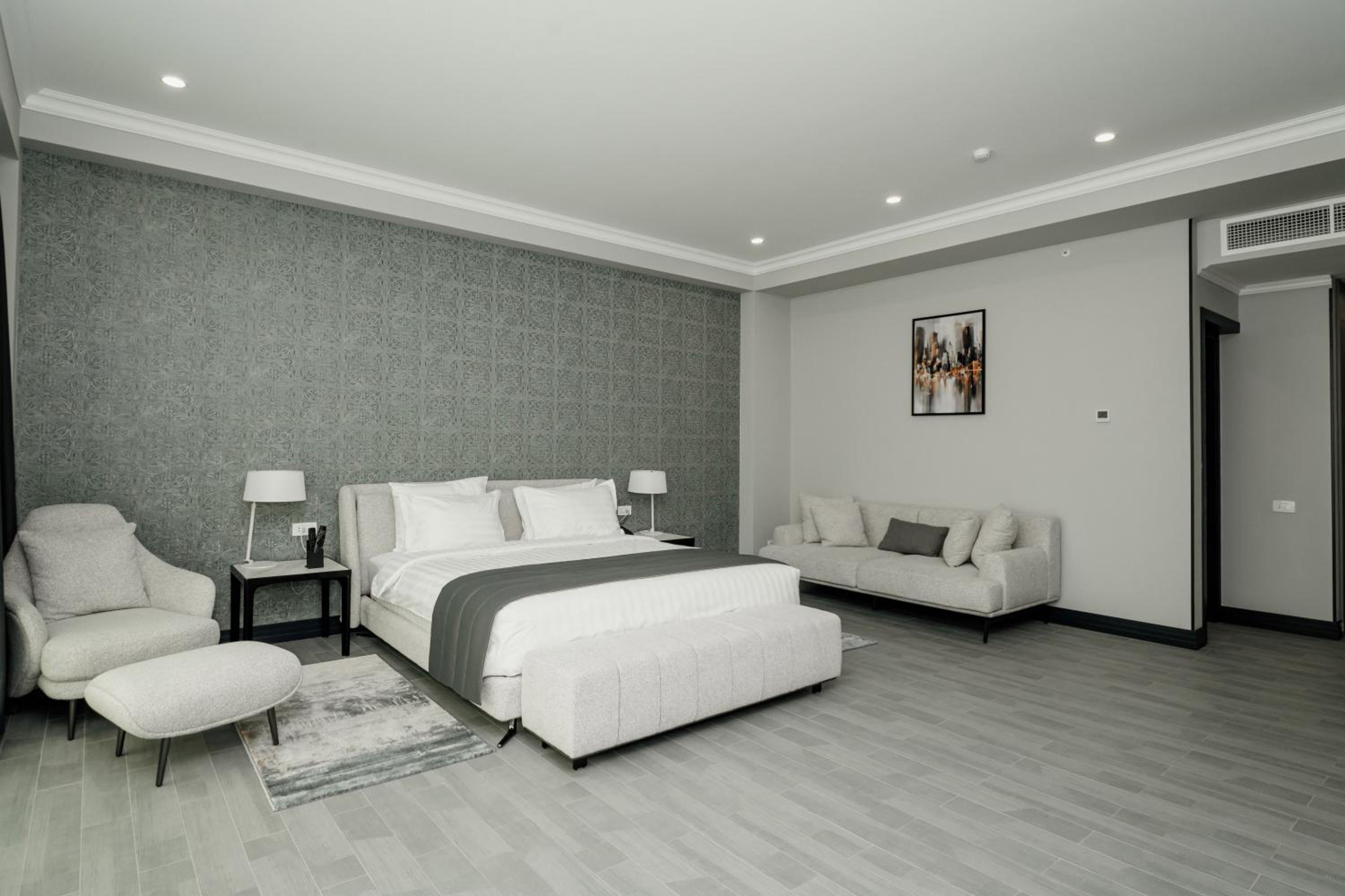 Deluxe Double Room photo 2