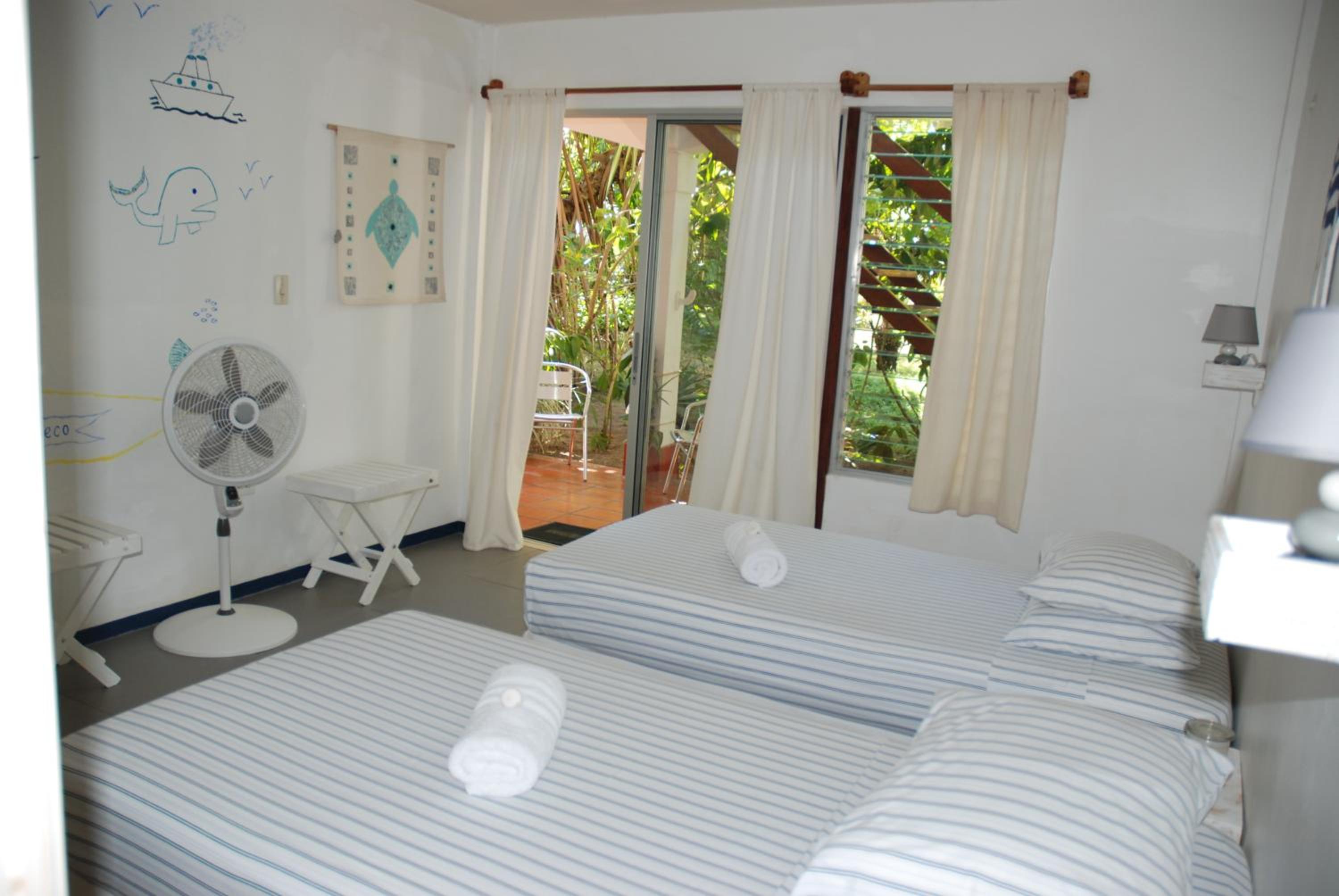 Standard Twin Room photo 3