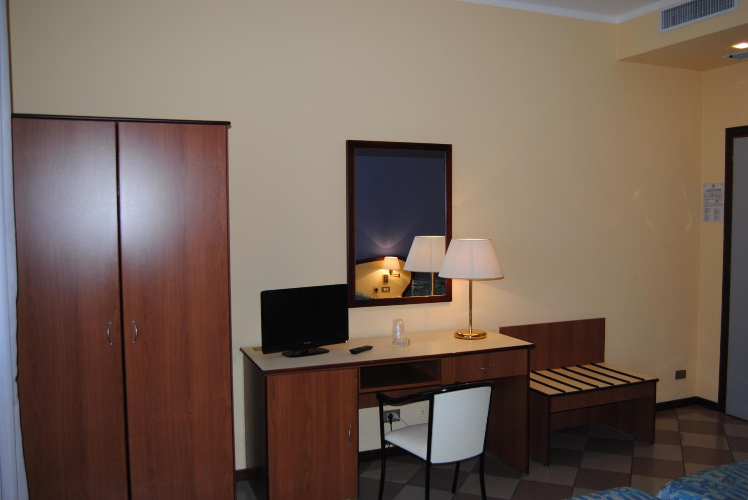 Triple Room photo 3