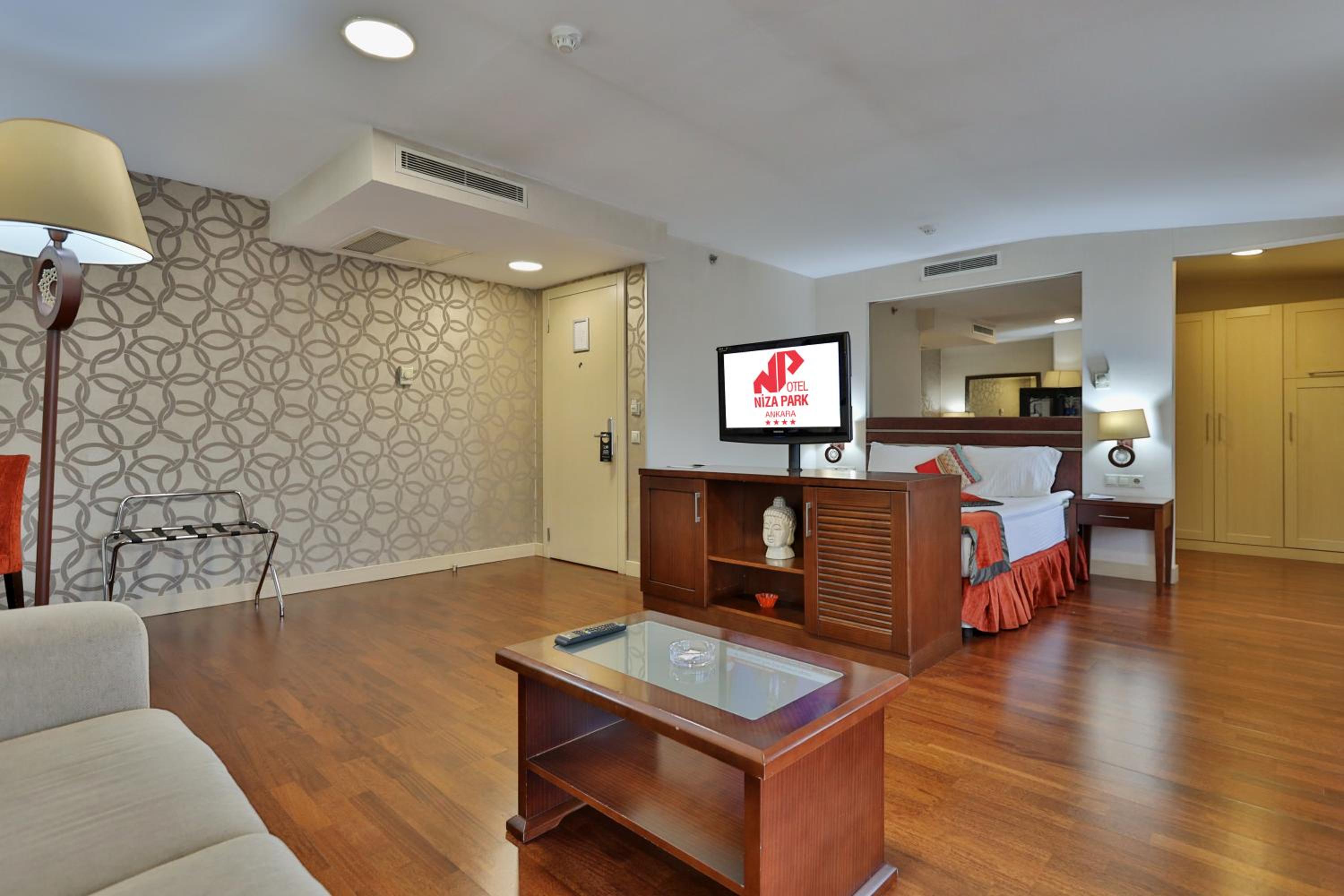 Suite with Terrace photo 3