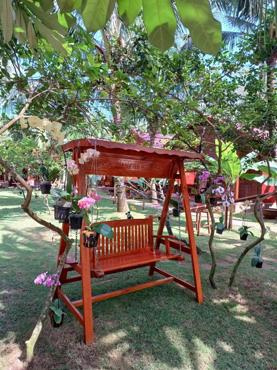 Family Room with Garden View photo 3