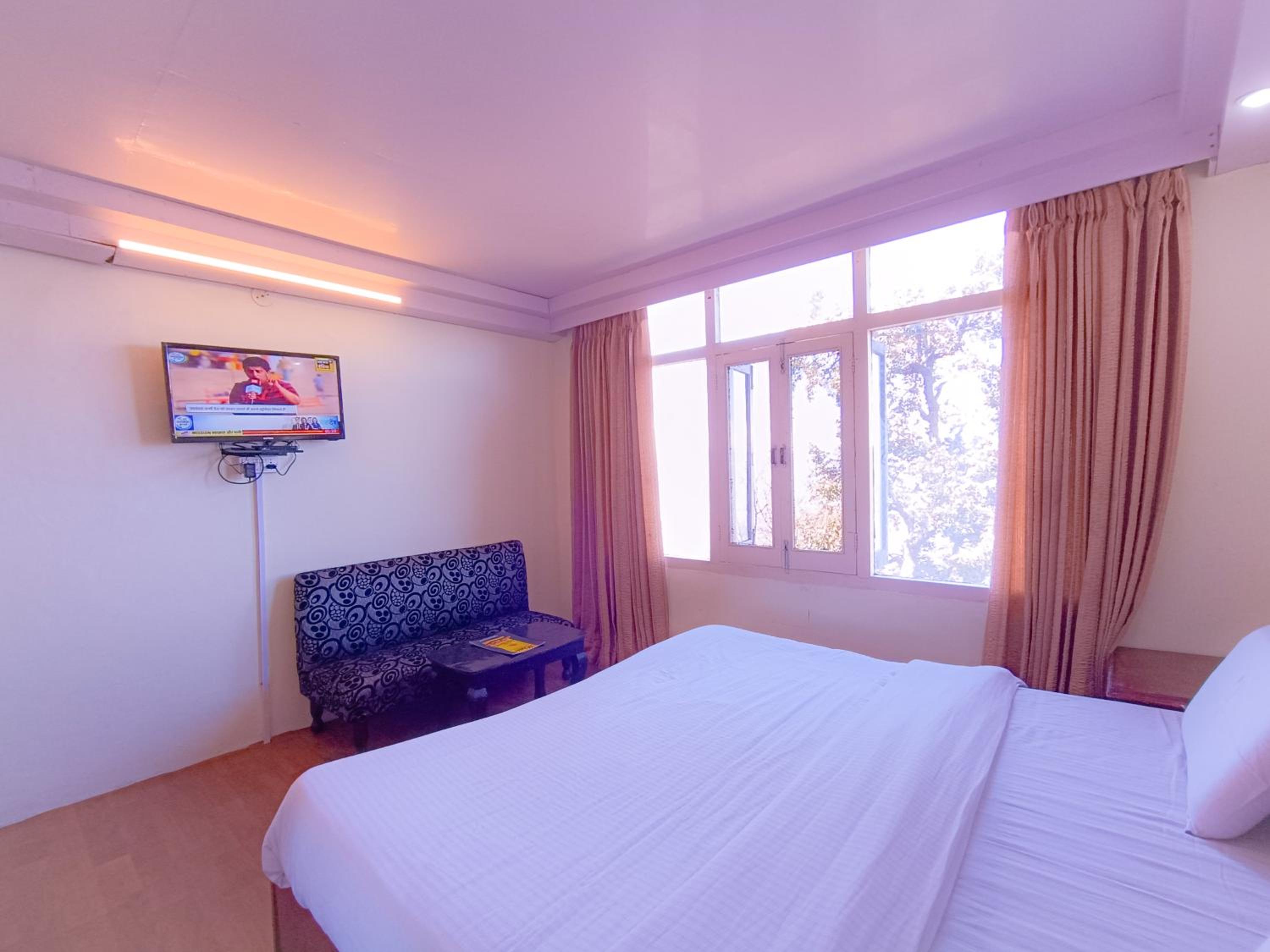 Standard Double Room - Photo 2
