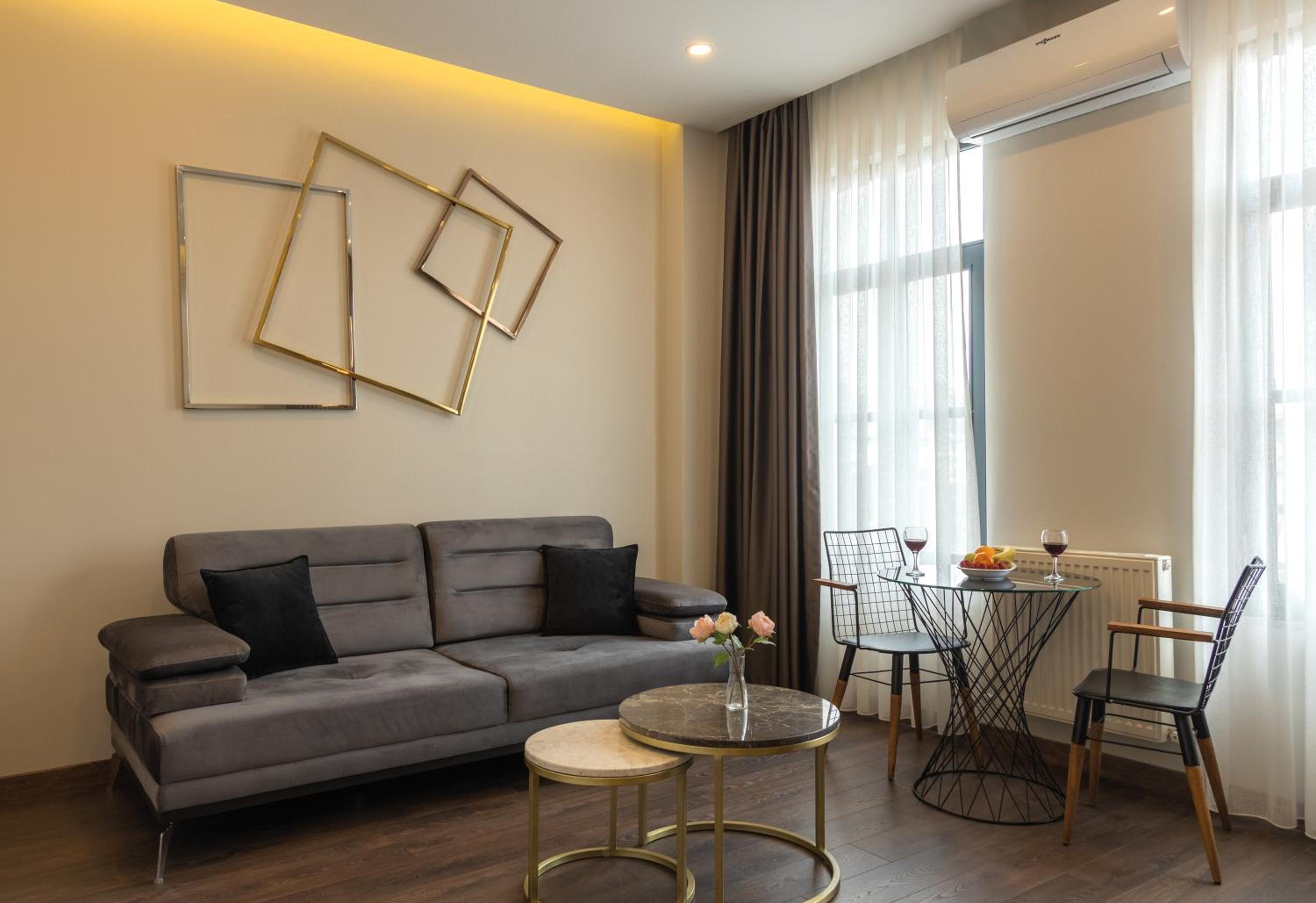 Standard Suite photo 1