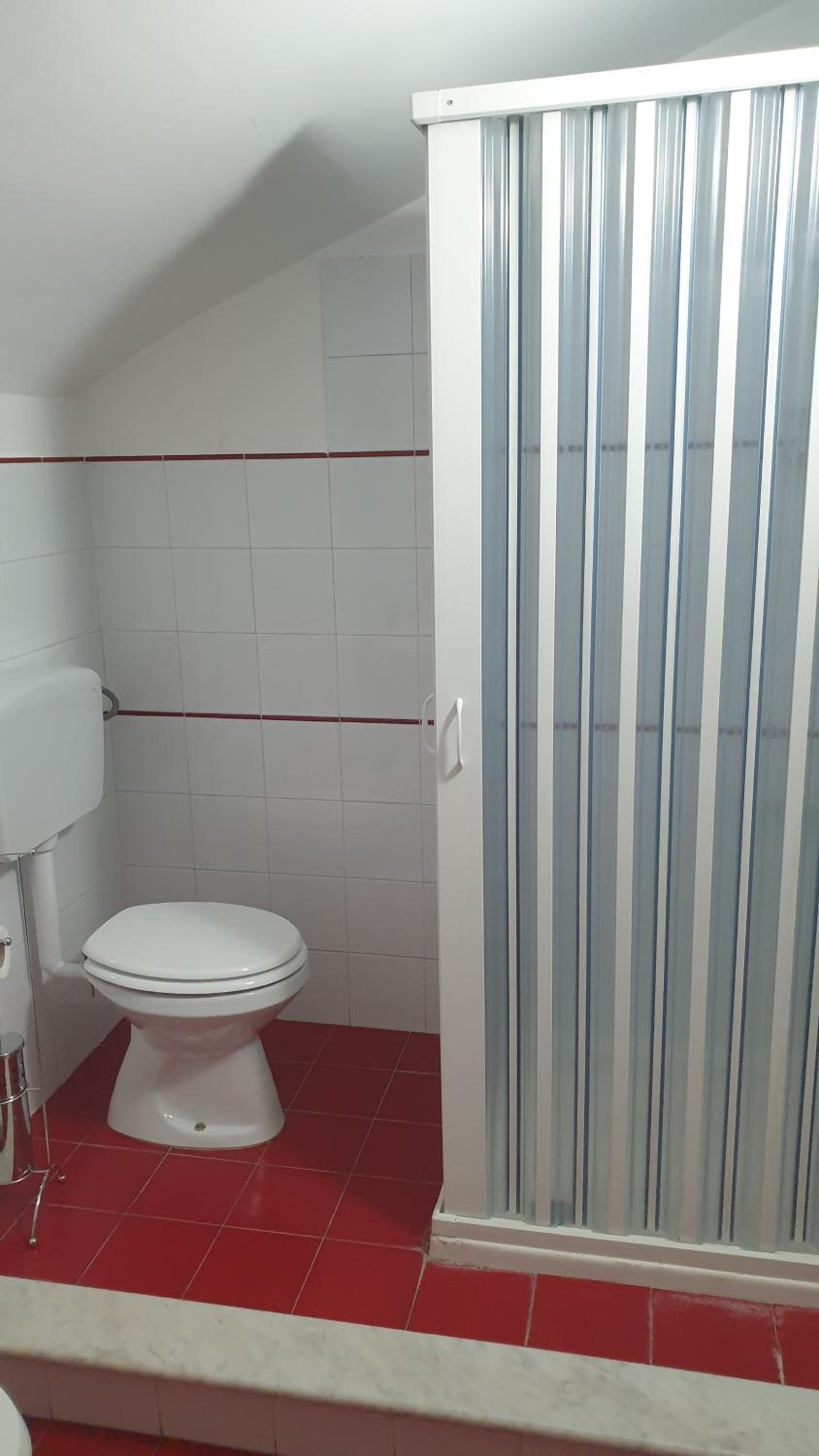 Budget Double or Twin Room photo 3