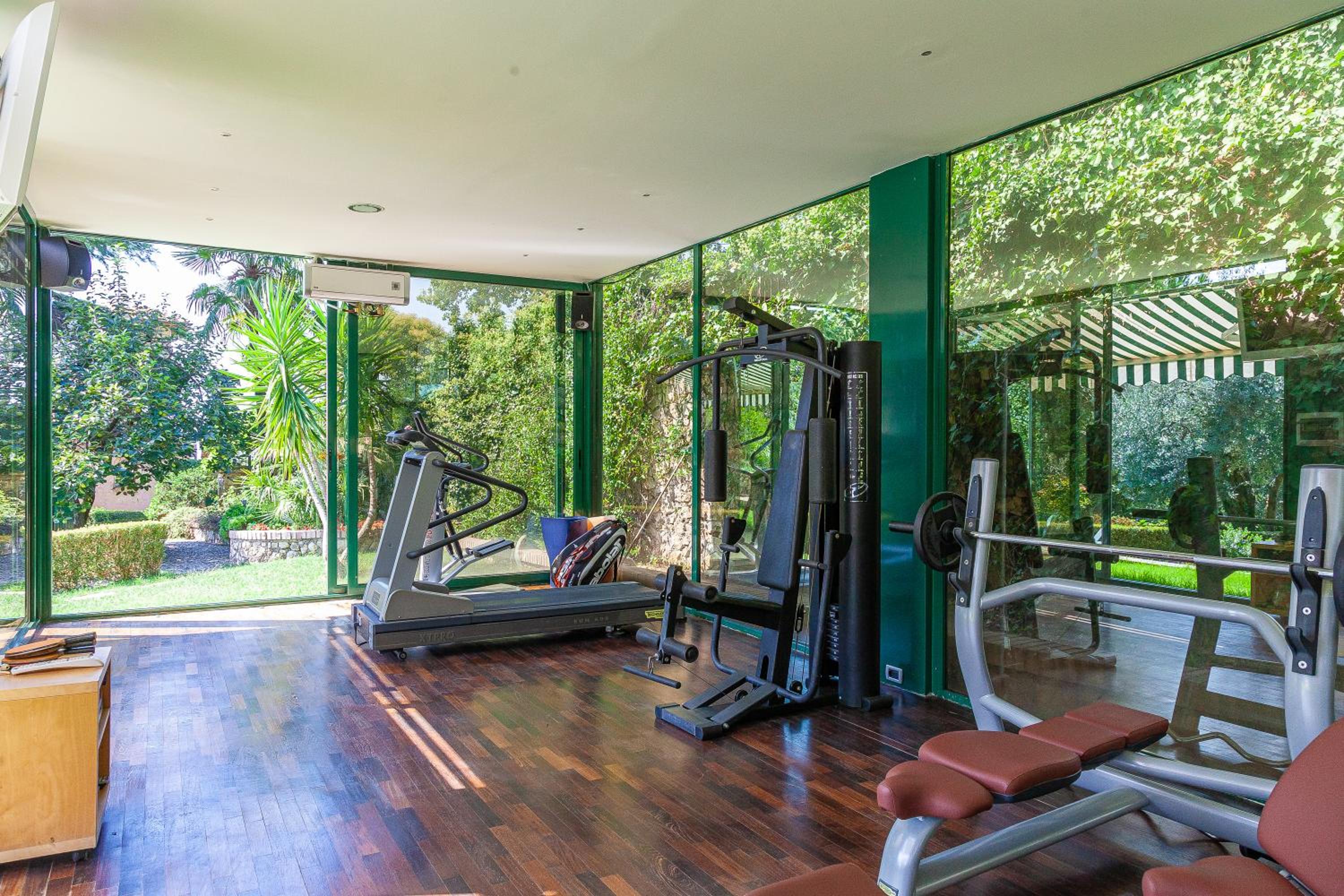 Villa photo 3