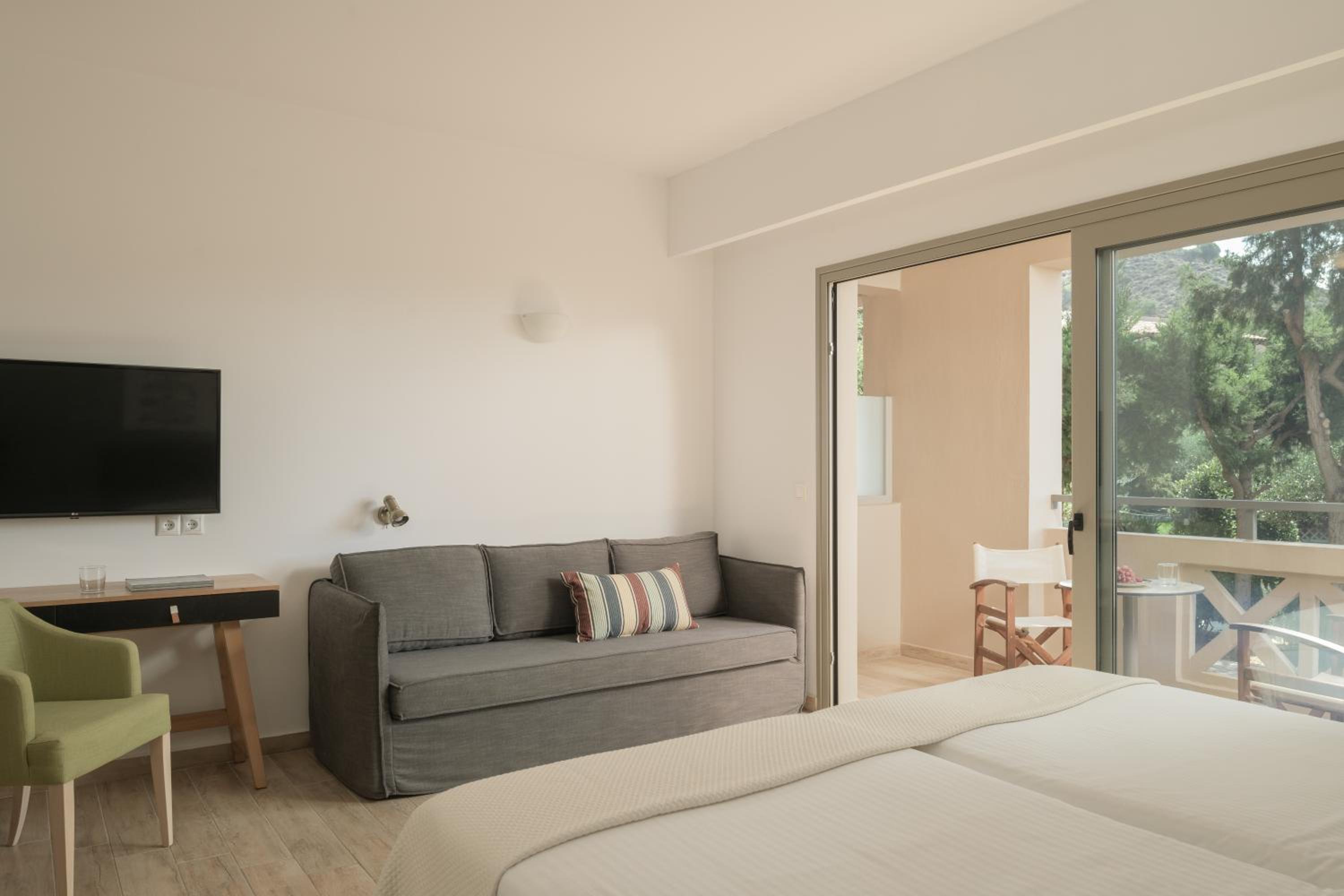 Mountain View Room