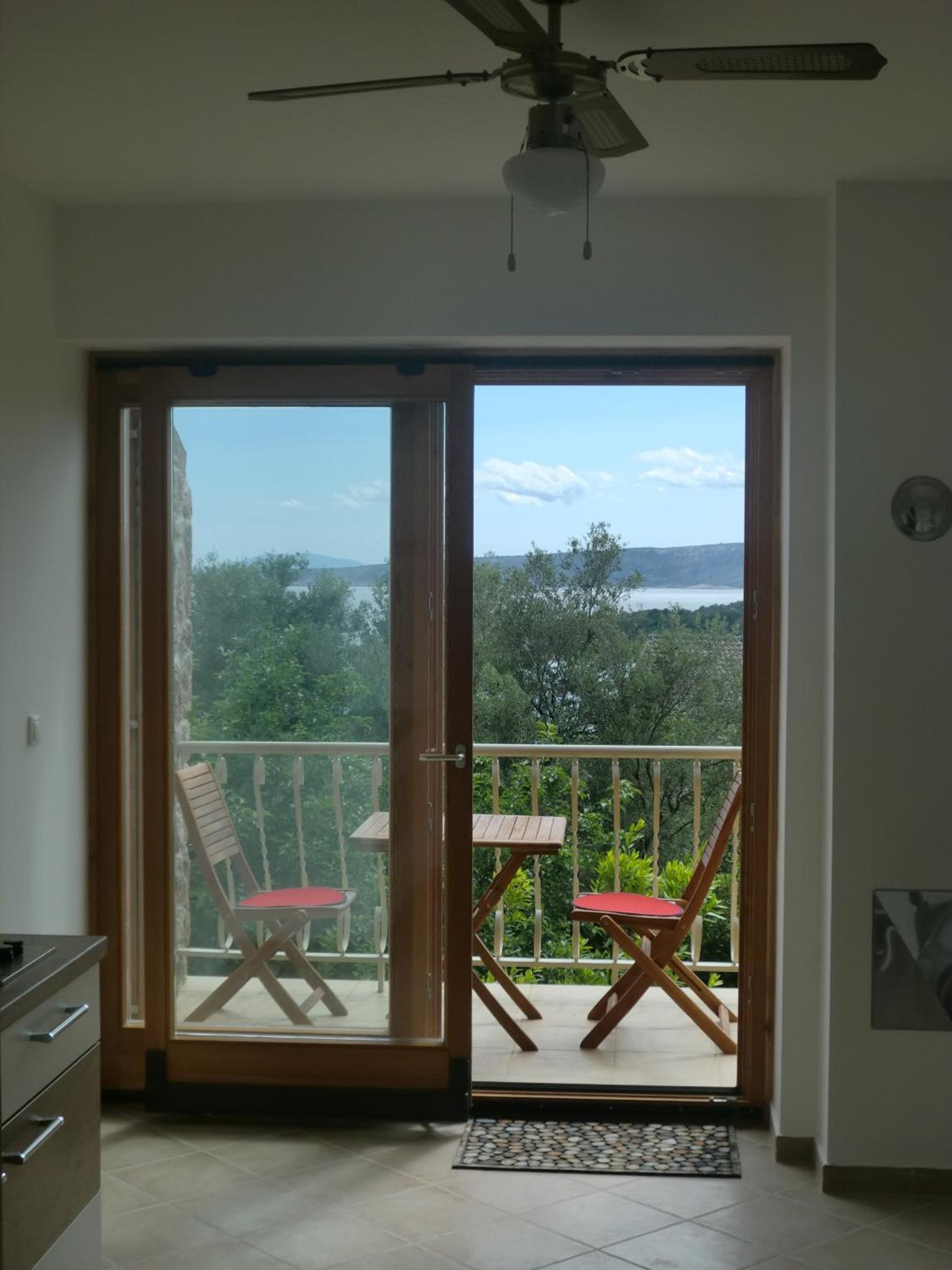 Studio with Balcony and Sea View