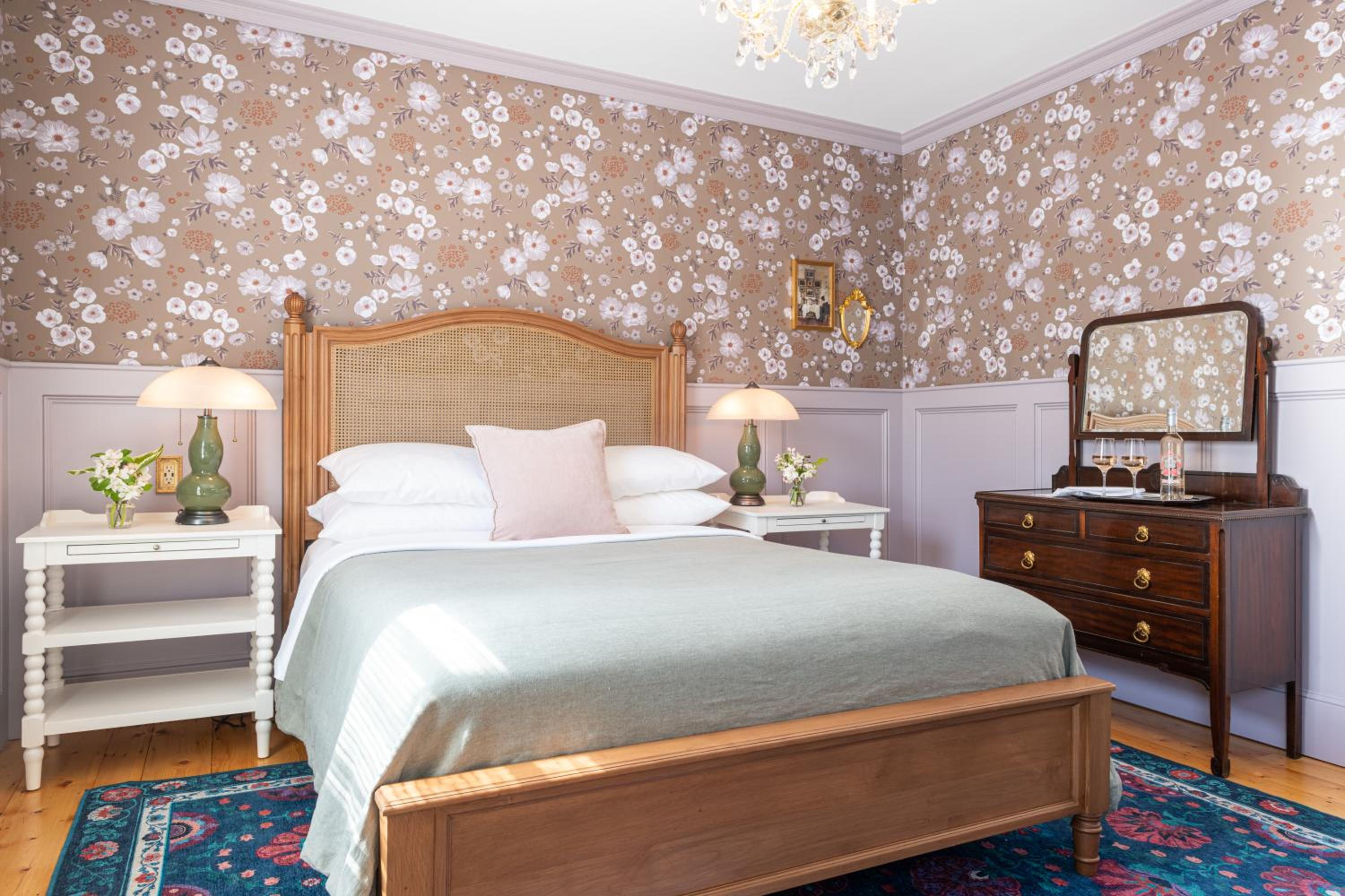 Premium Queen Room photo 1