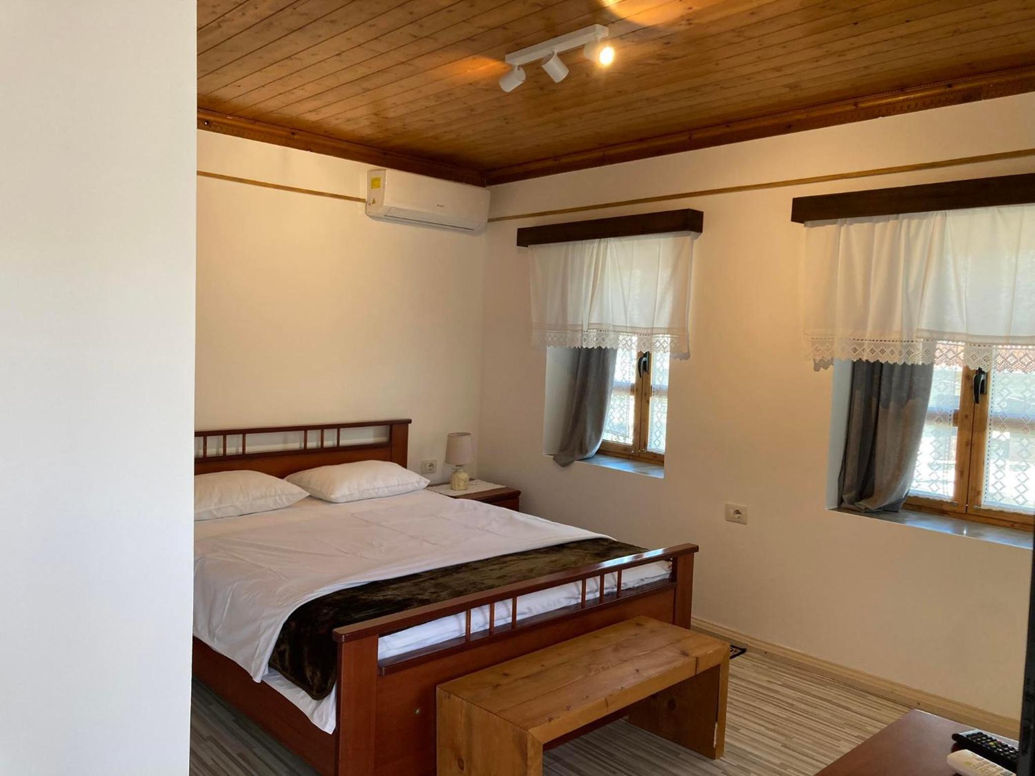 Deluxe Double Room with Balcony photo 2