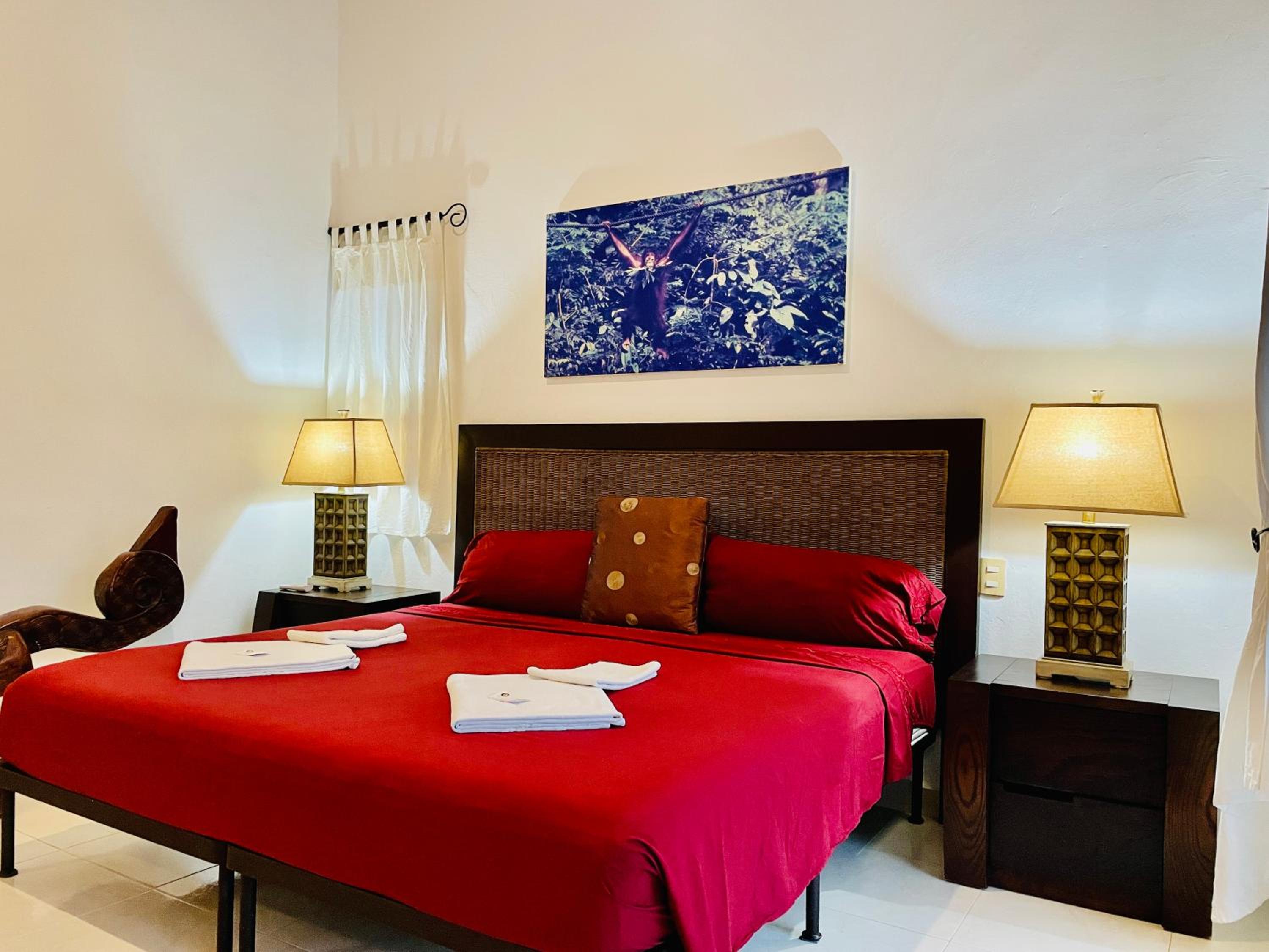 Deluxe Suite with Spa Bath