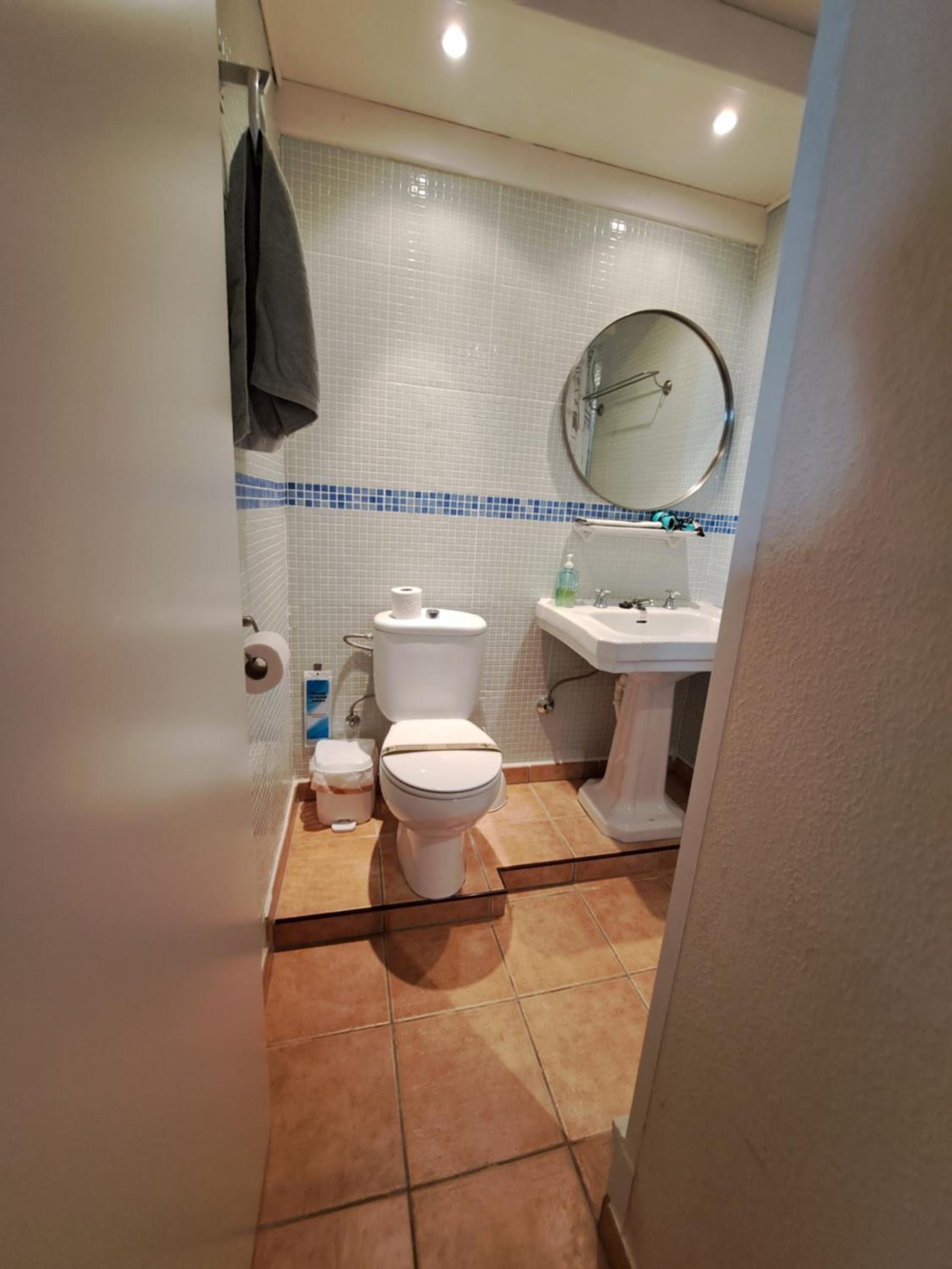 Standard Twin Room with Garden View photo 2