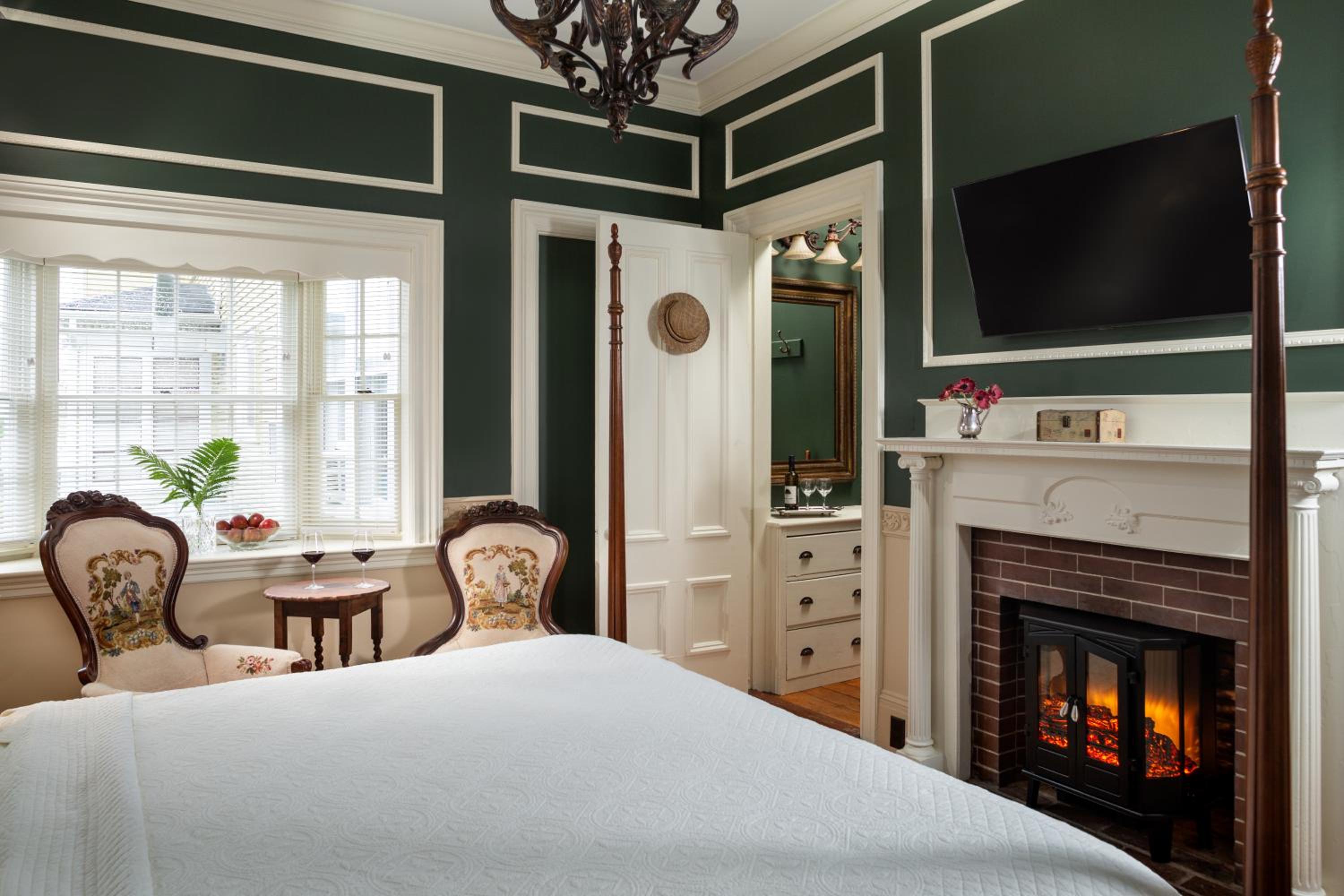 Superior King Room photo 1