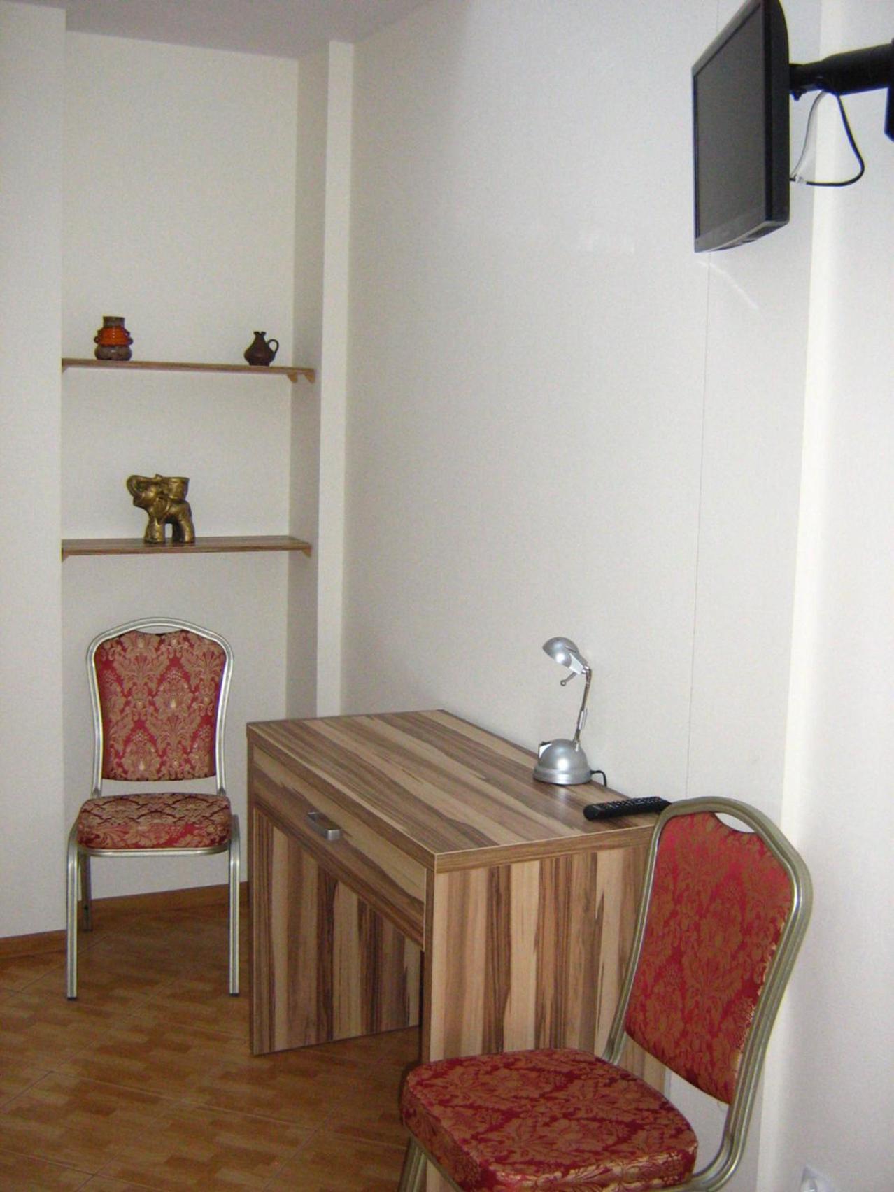 Single Room photo 2