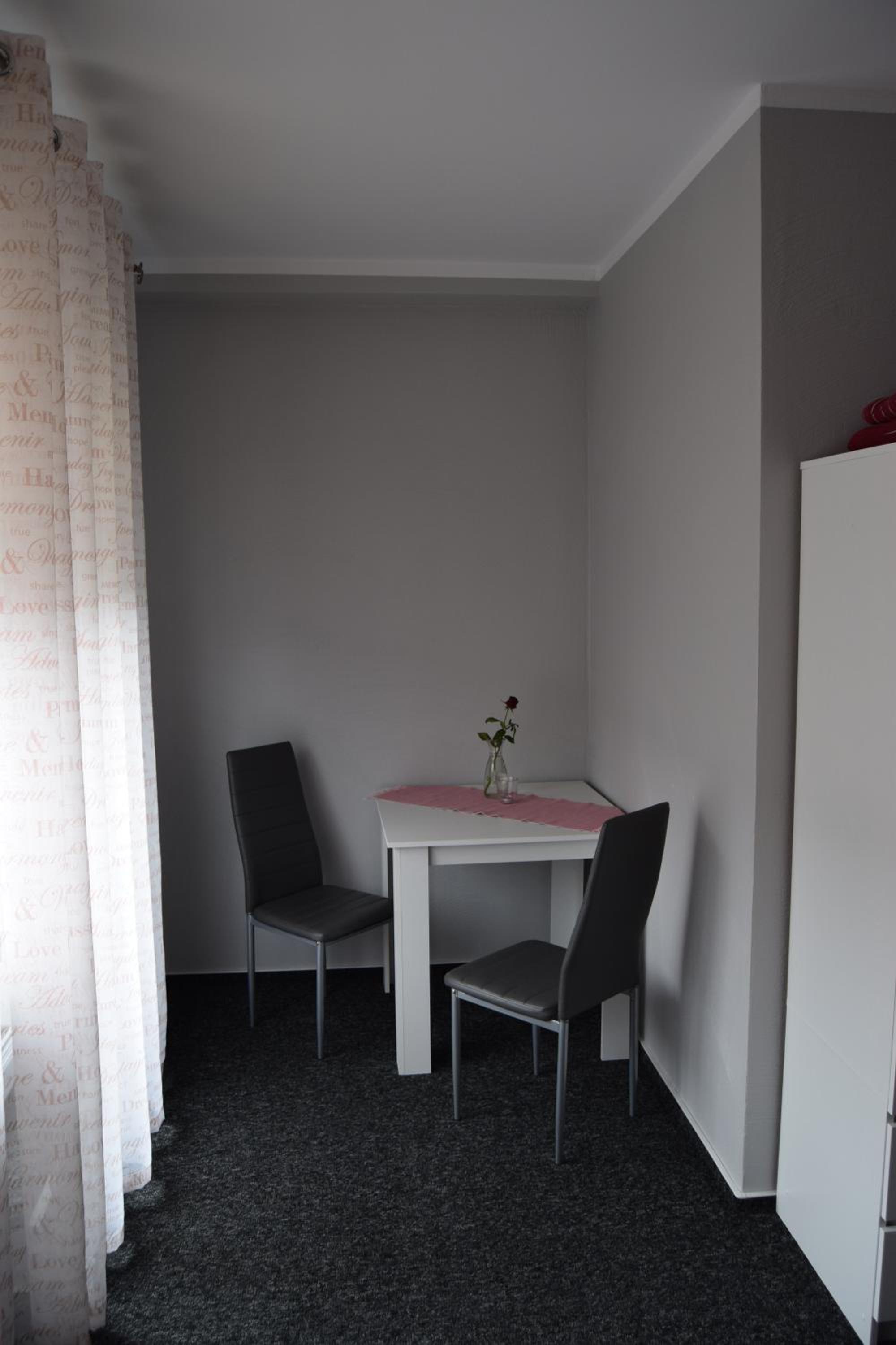 Double Room with Garden View - Photo 2