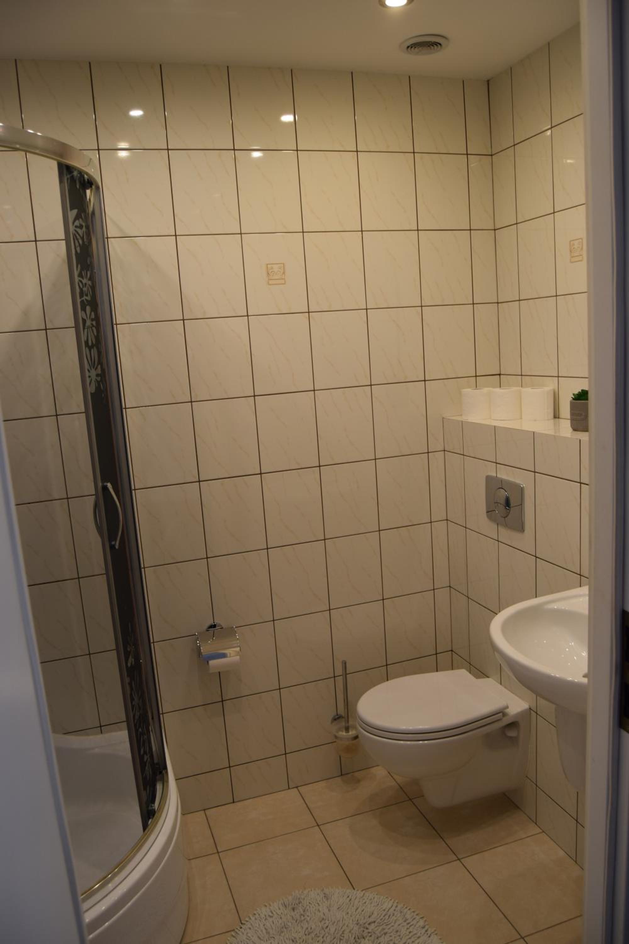 Double Room with Mountain View - Photo 11