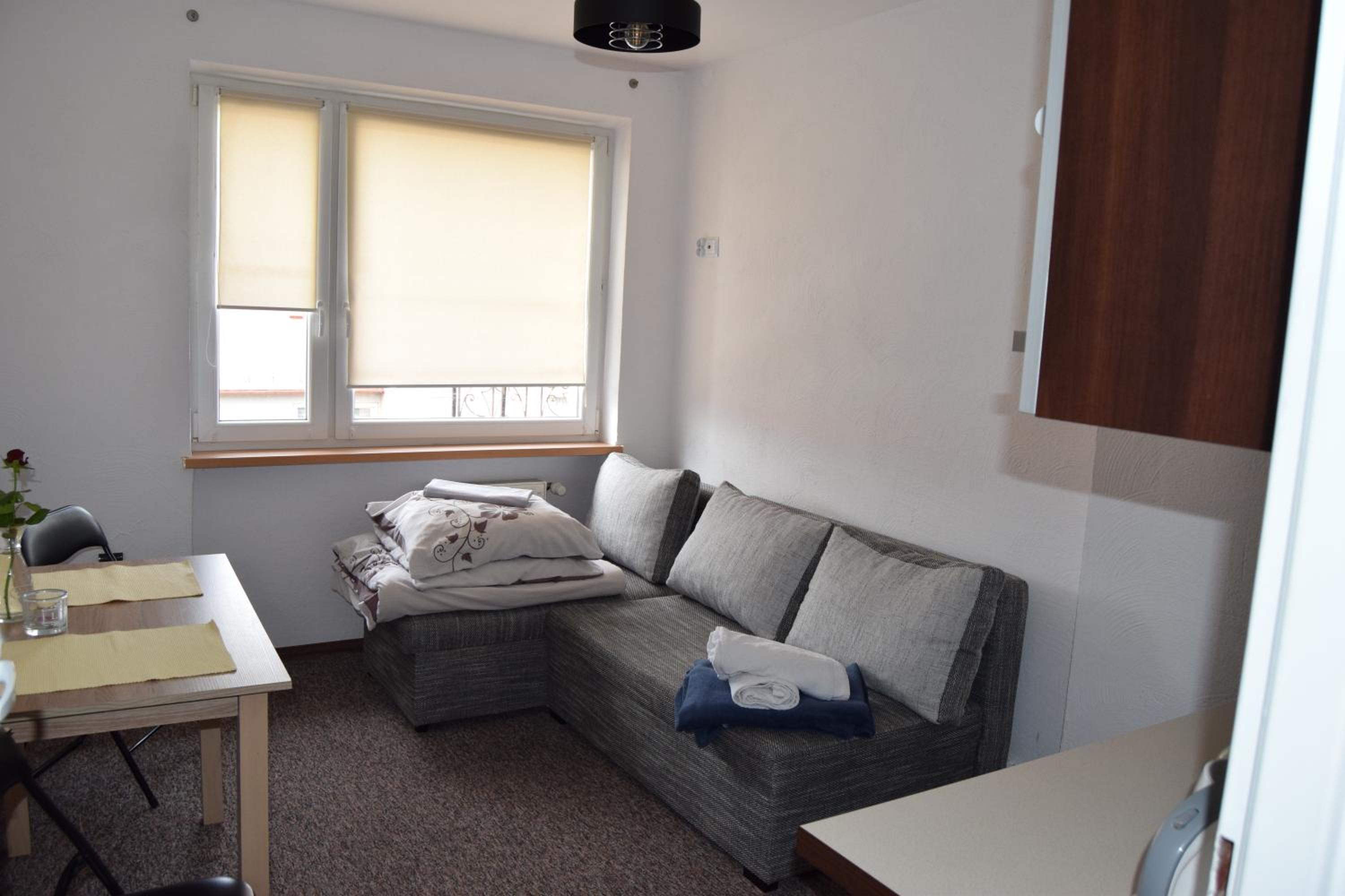 Studio with Balcony - Photo 1