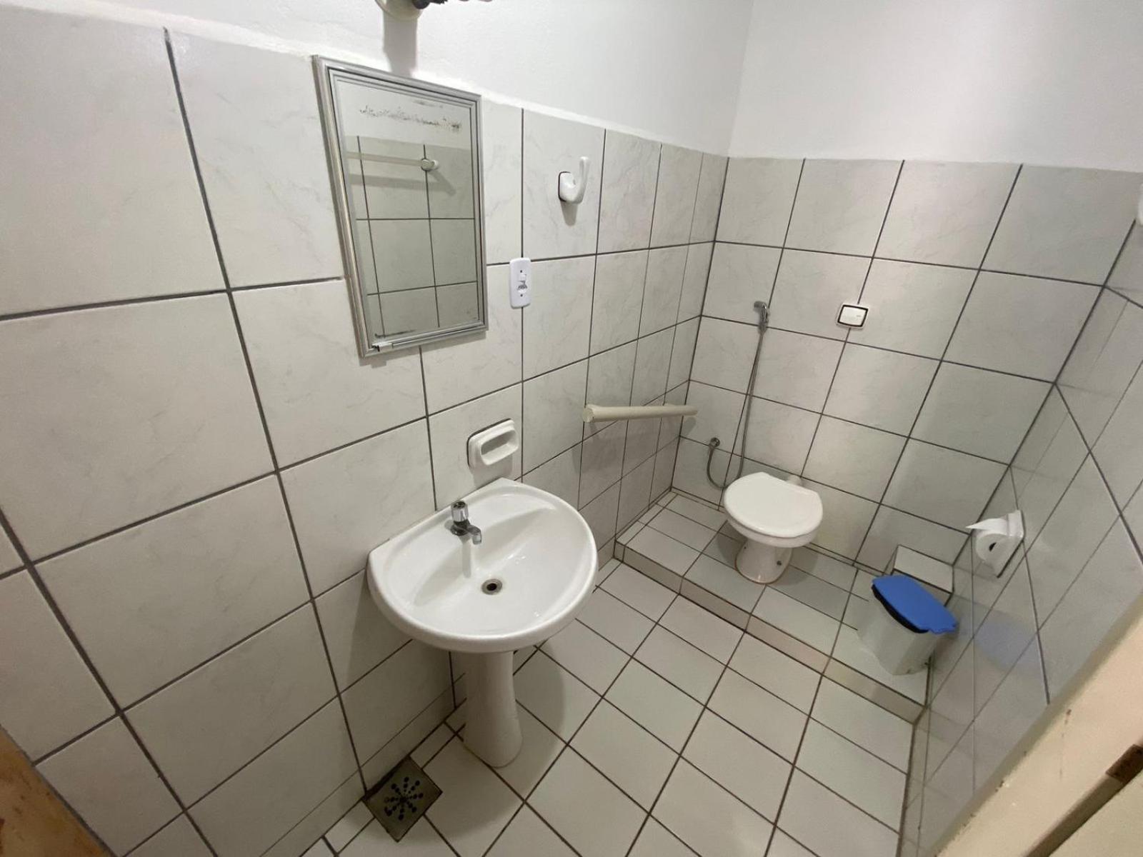 Quadruple Room - Disability Access photo 2