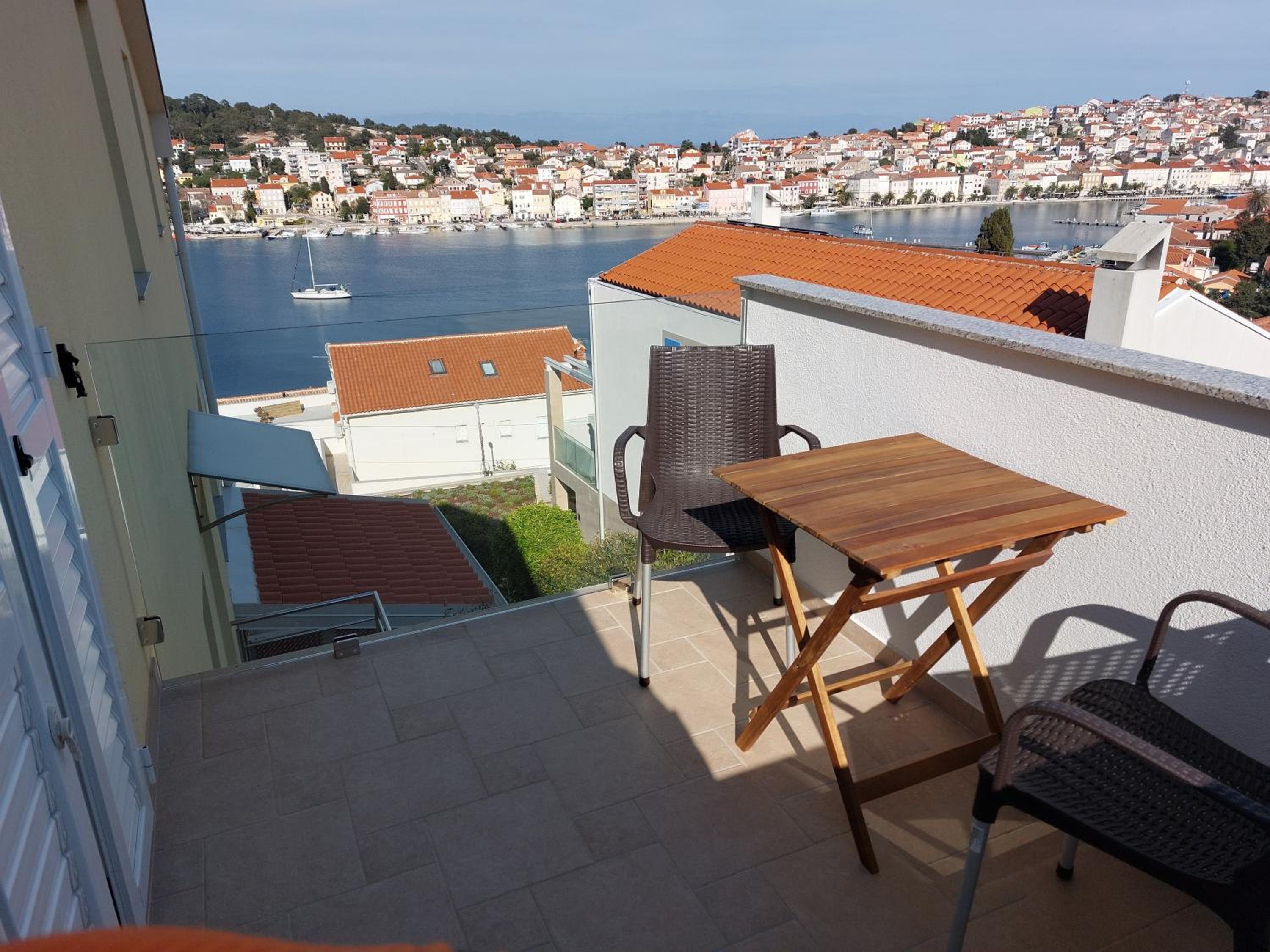 Studio Apartment with Sea View and Terrace photo 3