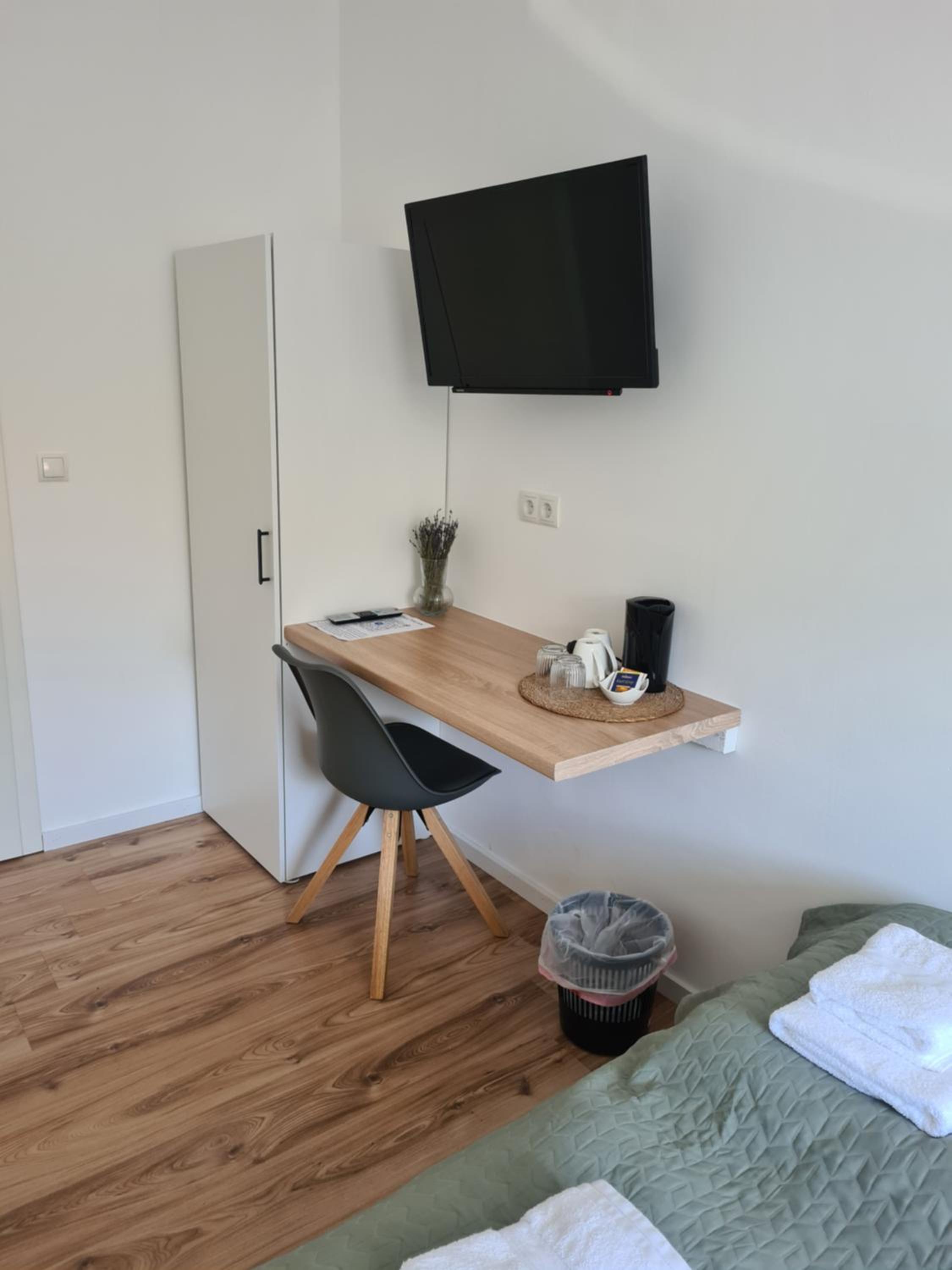 Small Double Room photo 1