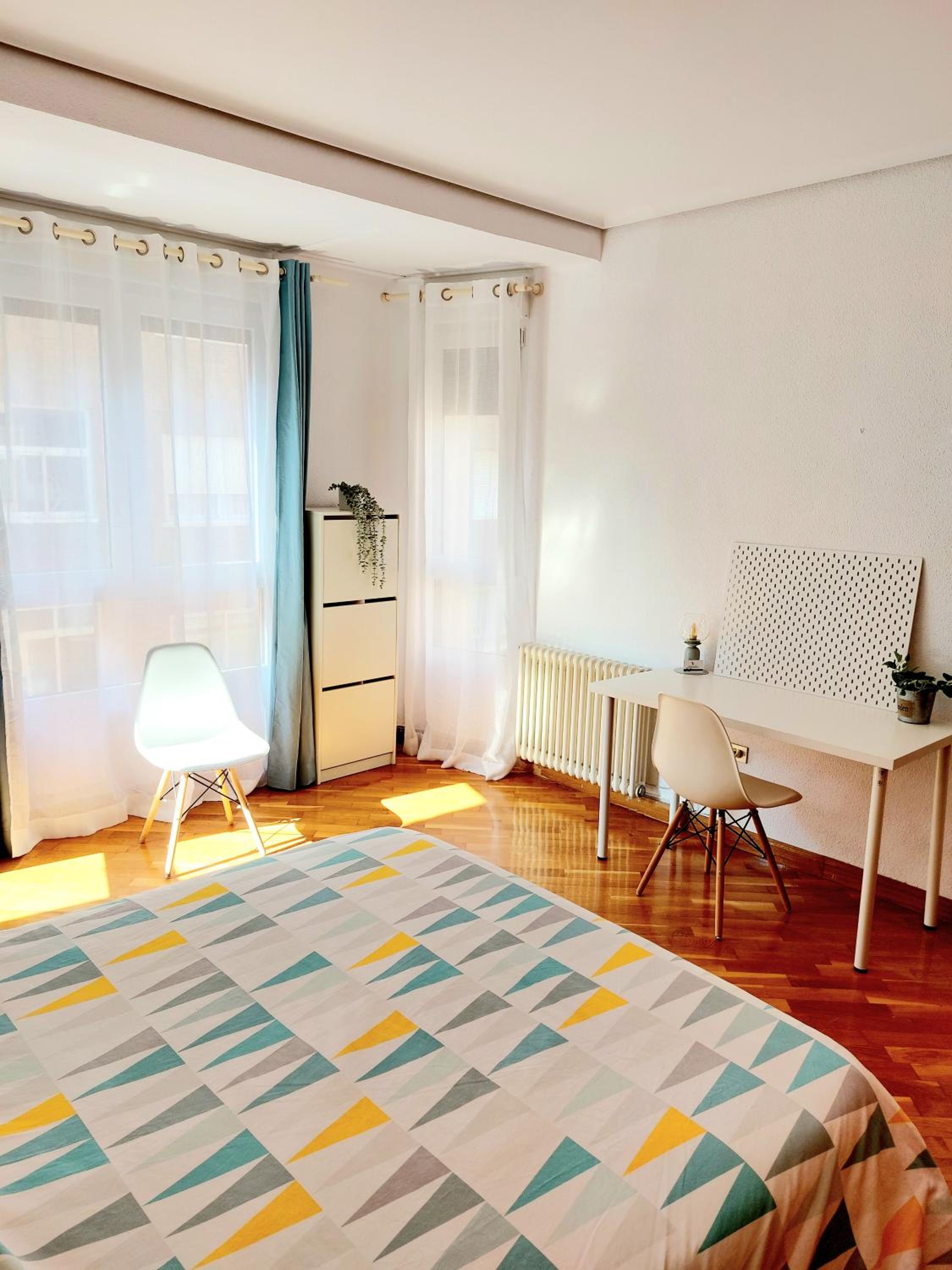 Three-Bedroom Apartment photo 3