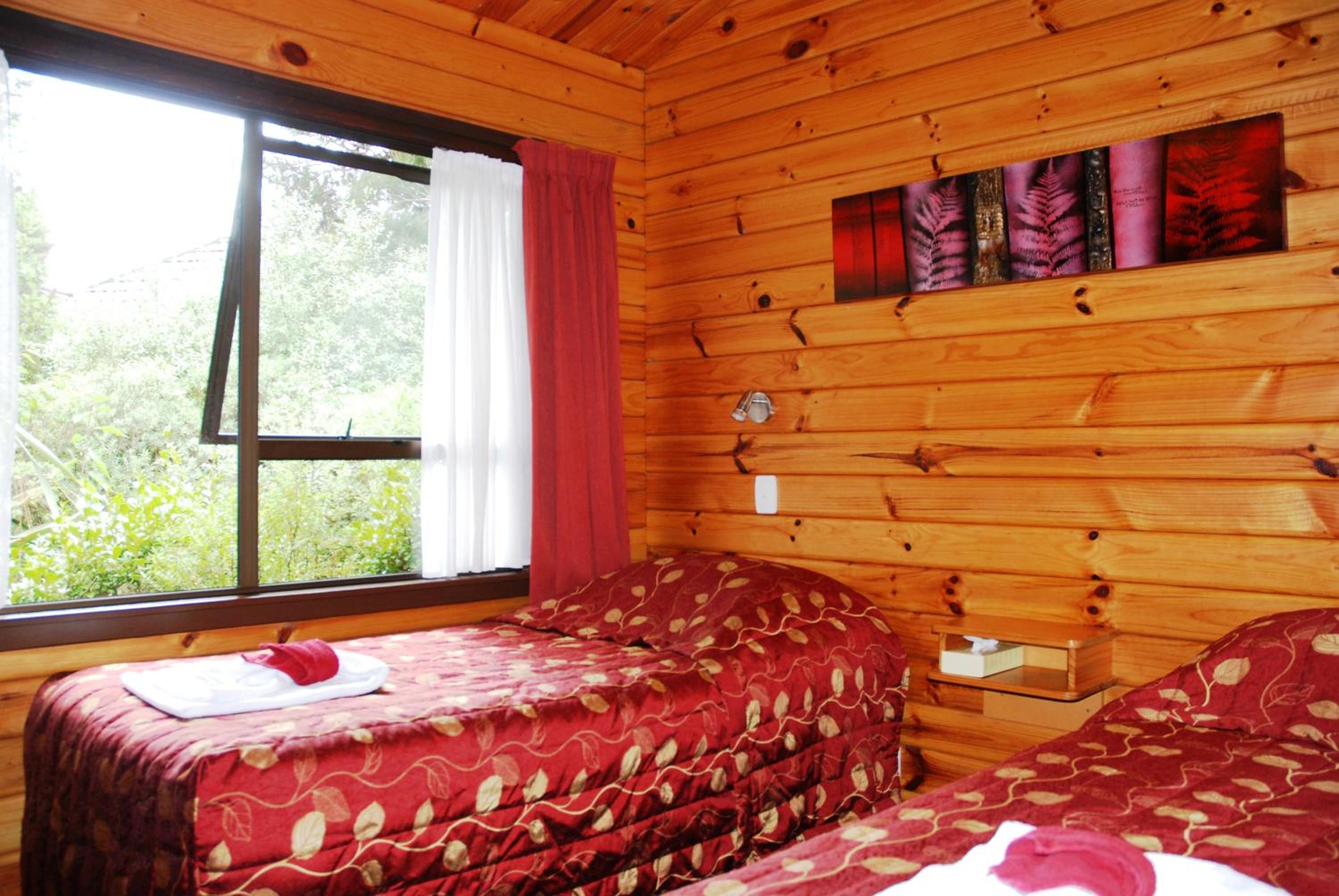 Two-Bedroom Chalet (4 Adults) - Photo 4