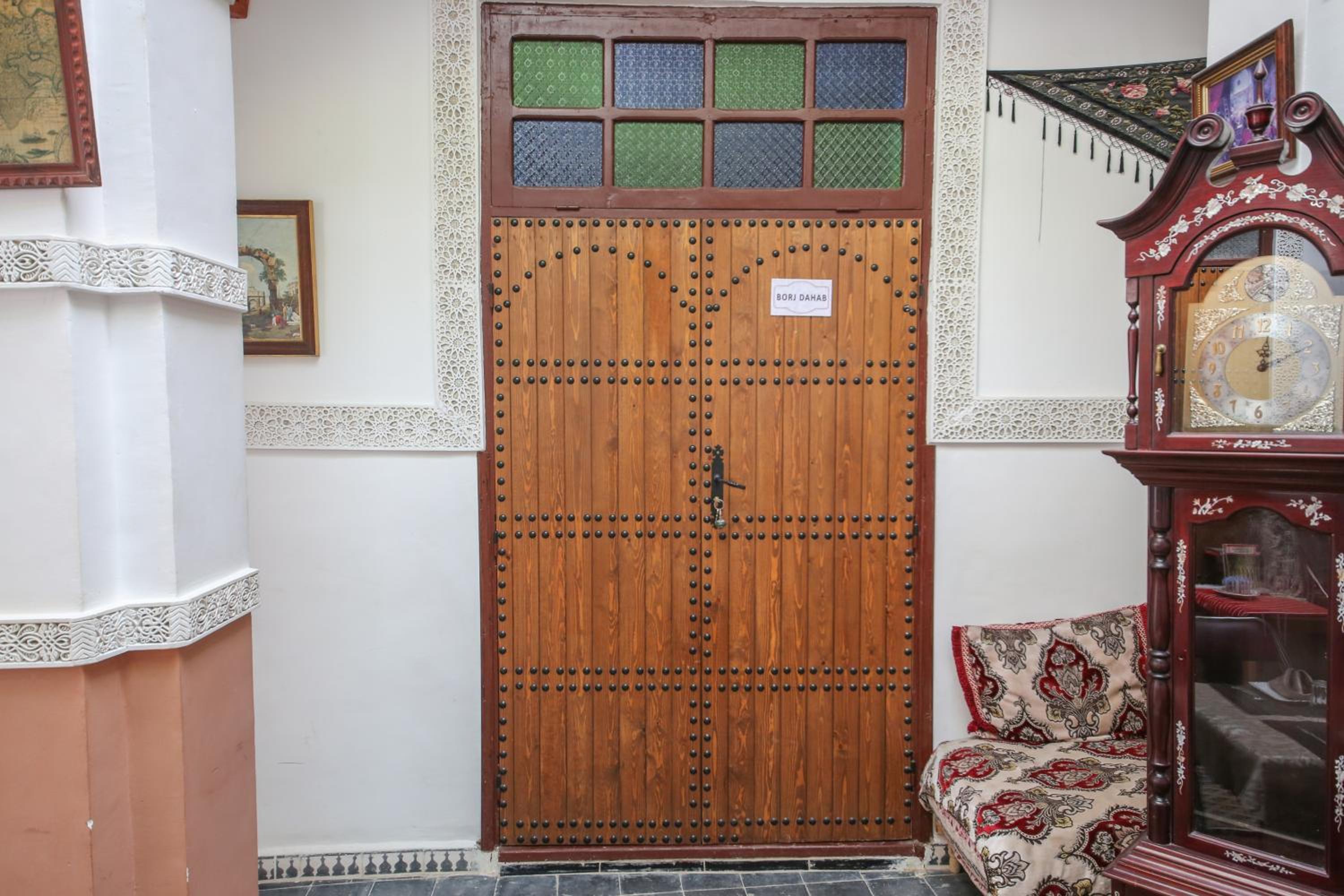 Double Room with Private Bathroom - Photo 8
