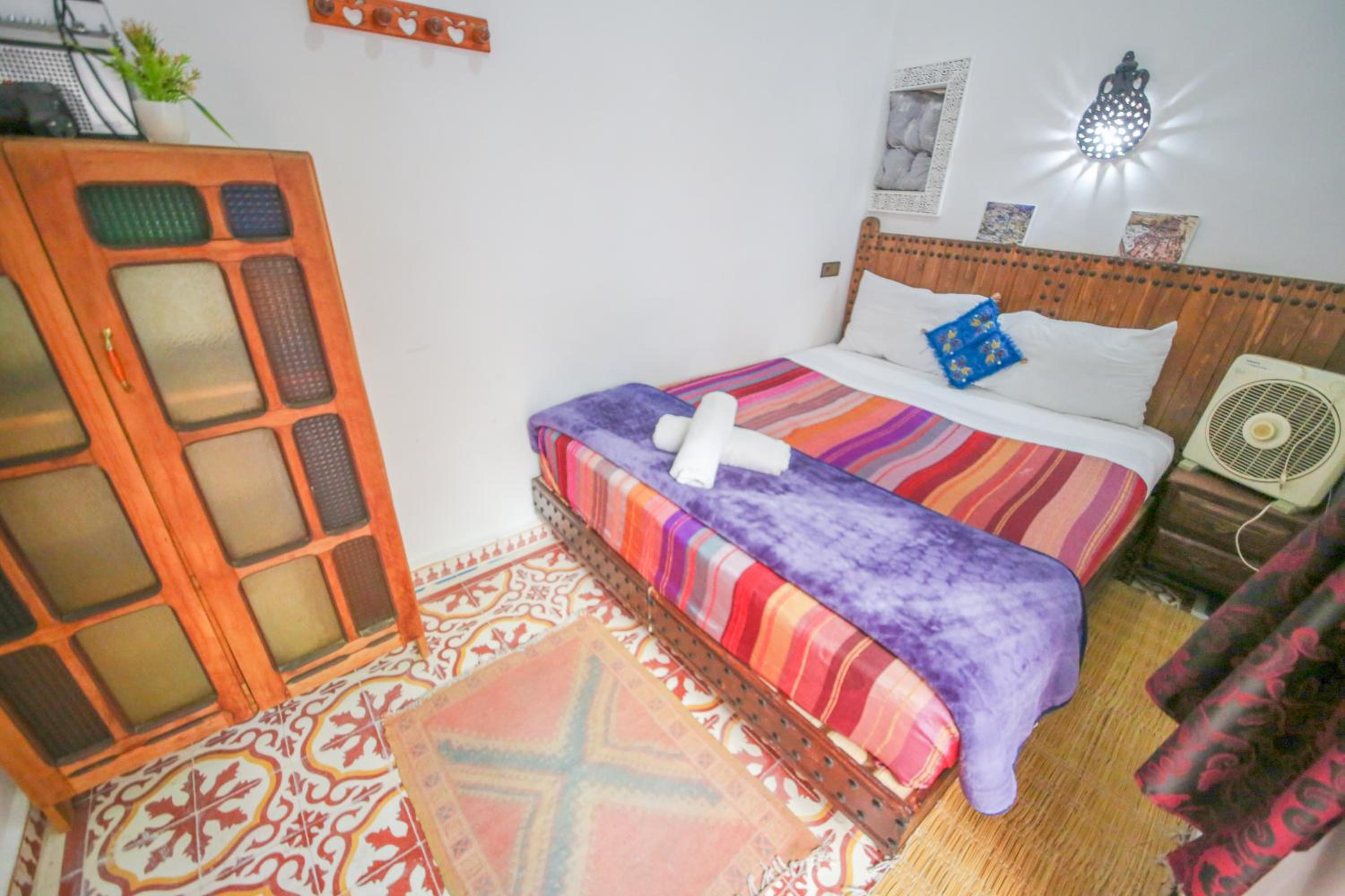 Double Room with Private Bathroom - Photo 4