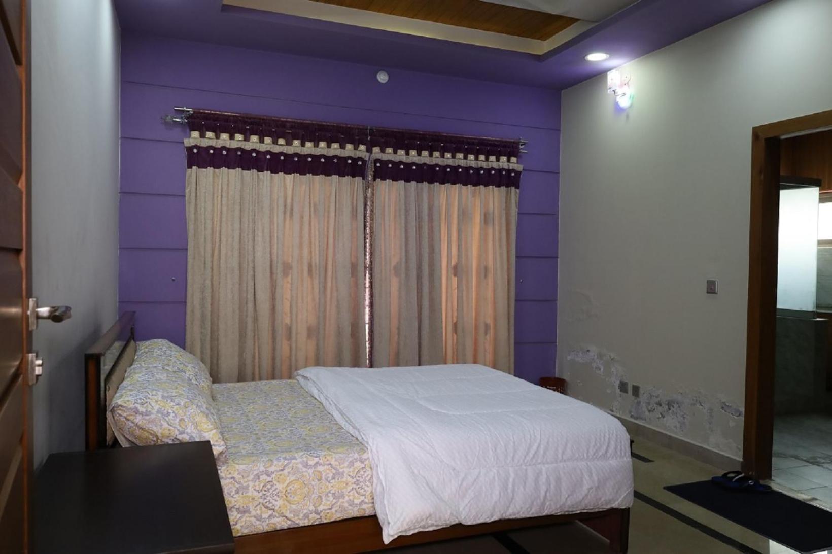 Deluxe Double Room (2 Adults + 1 Child) photo 1