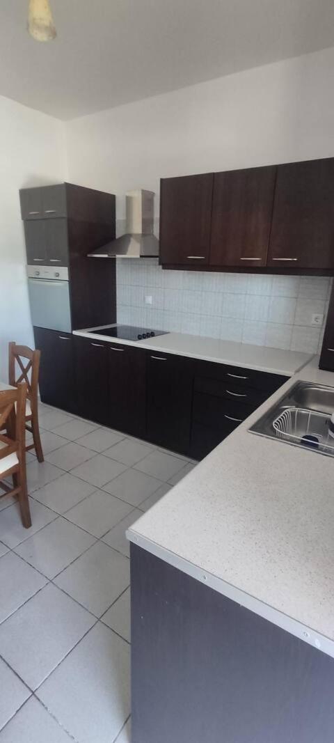 One-Bedroom House photo 2