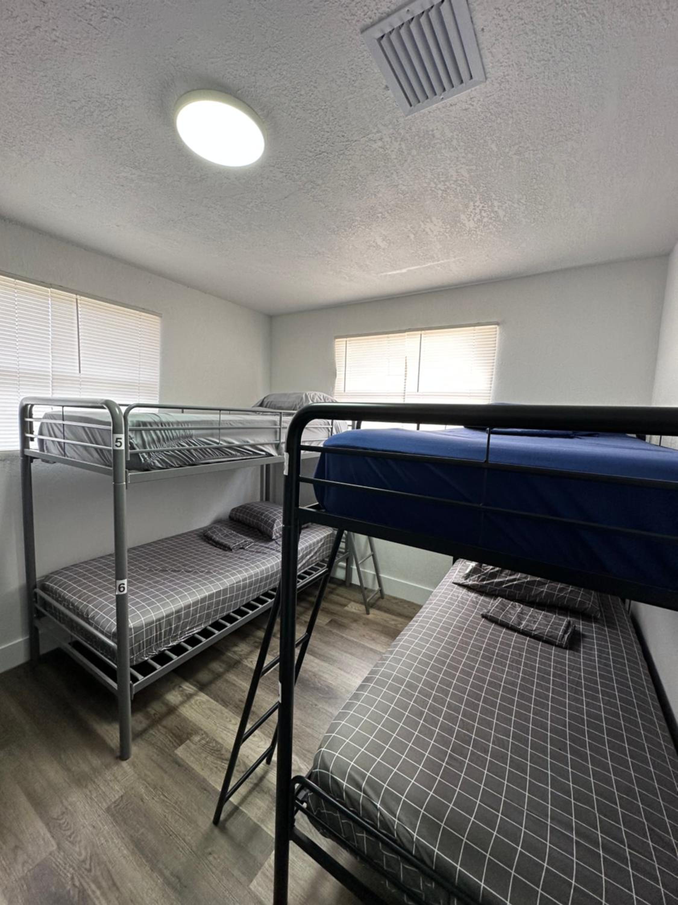 Bed In 8-Bed Dormitory Room photo 1
