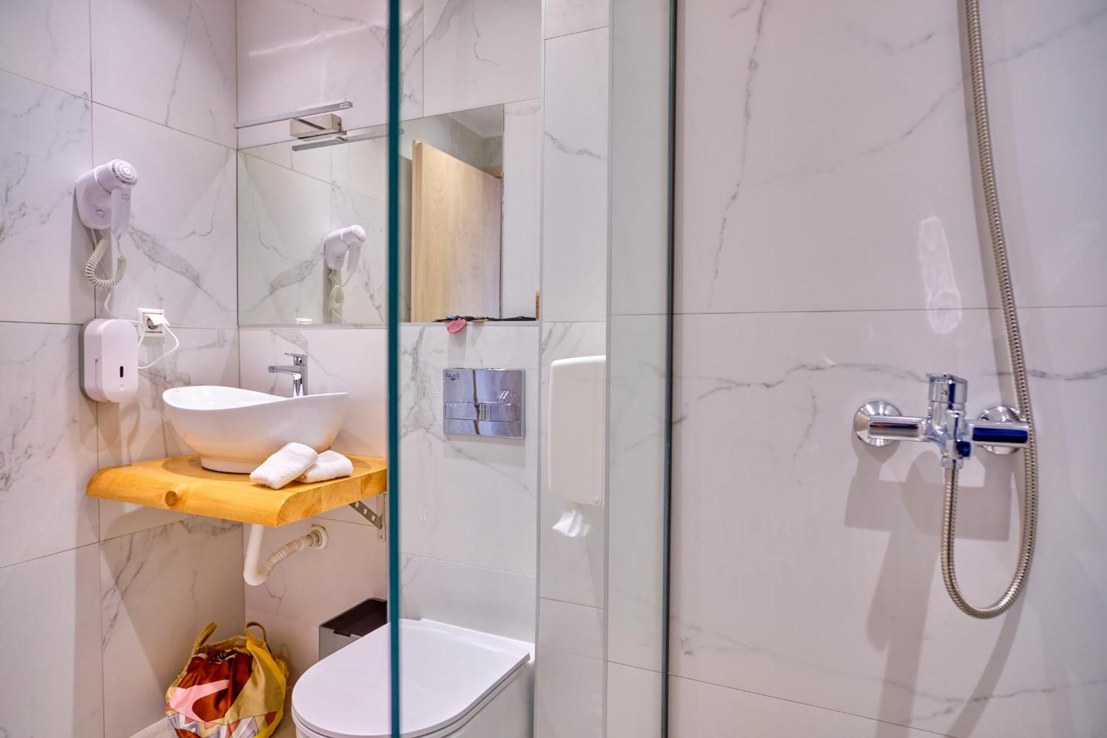 King Suite photo 3