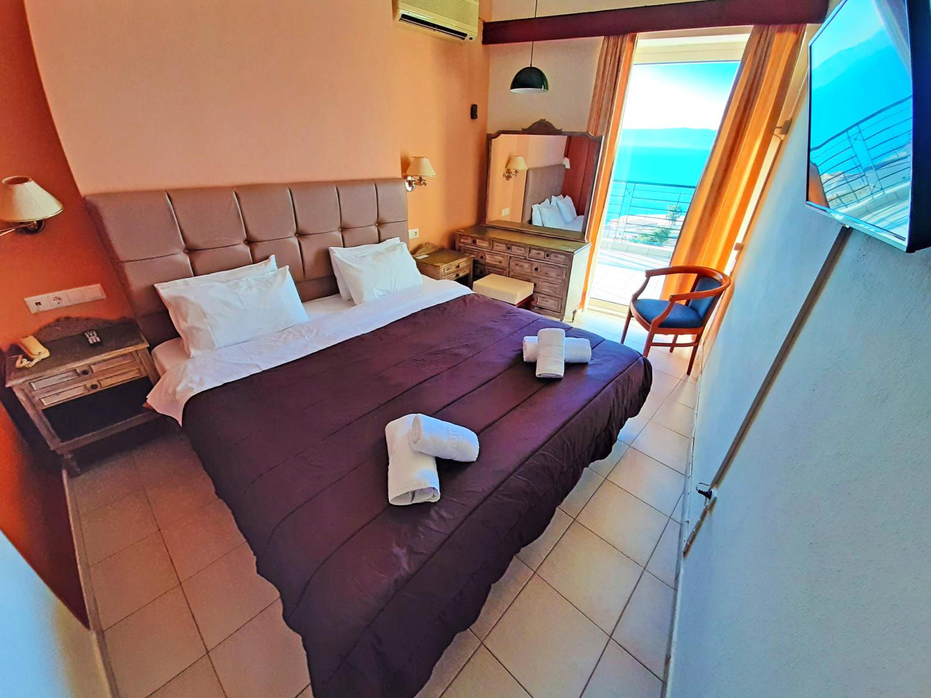 Double Room with Sea View photo 1