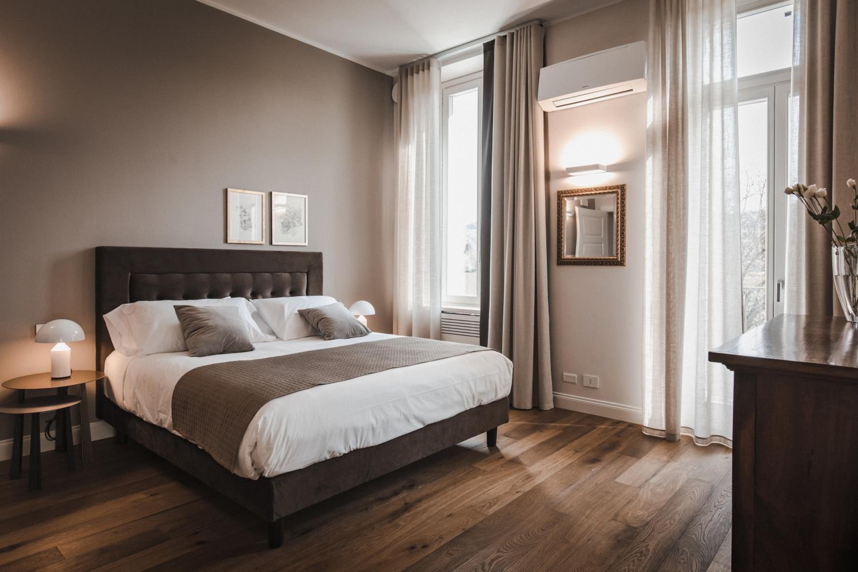 King Suite with Balcony