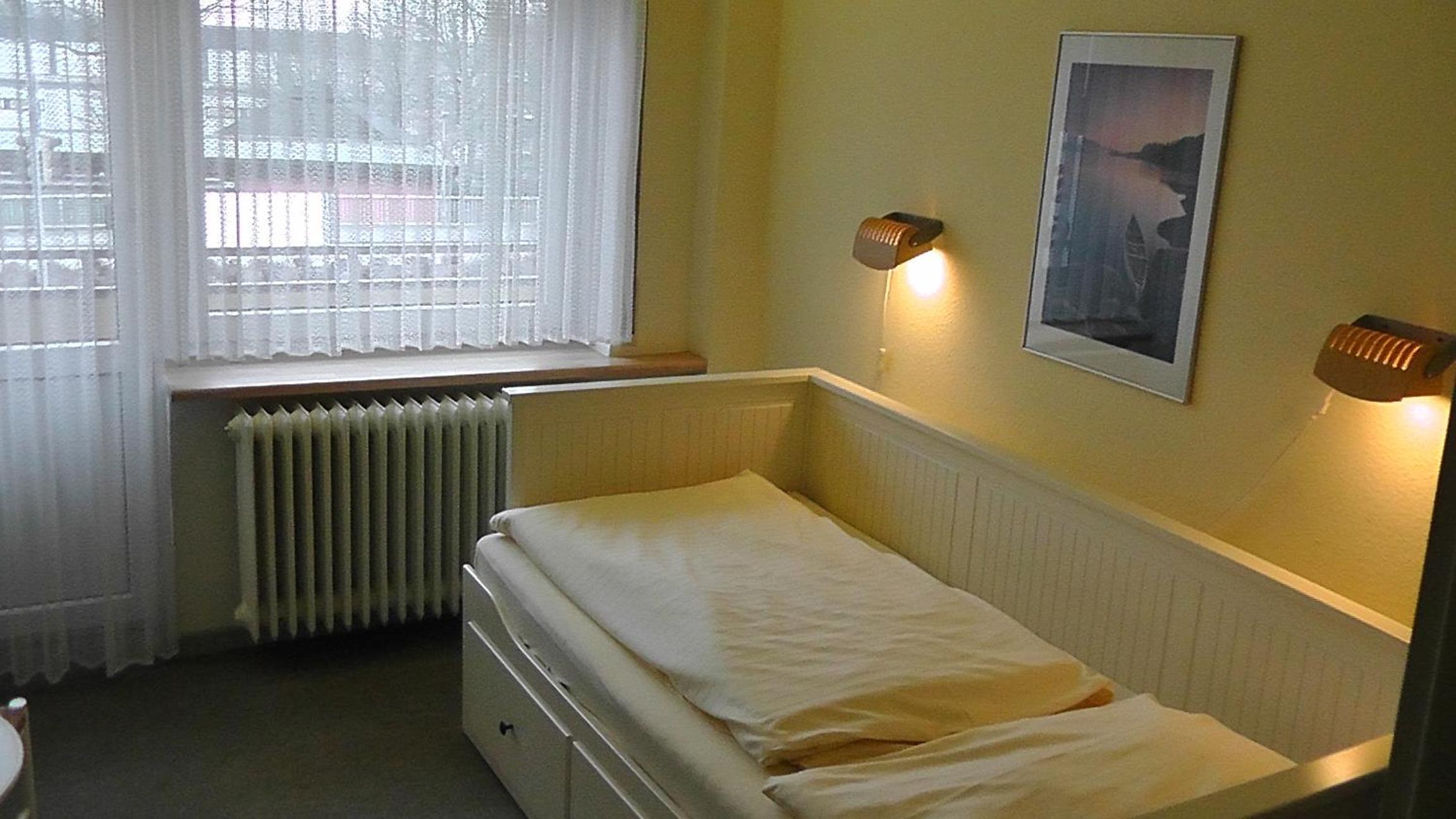 Single Room photo 2