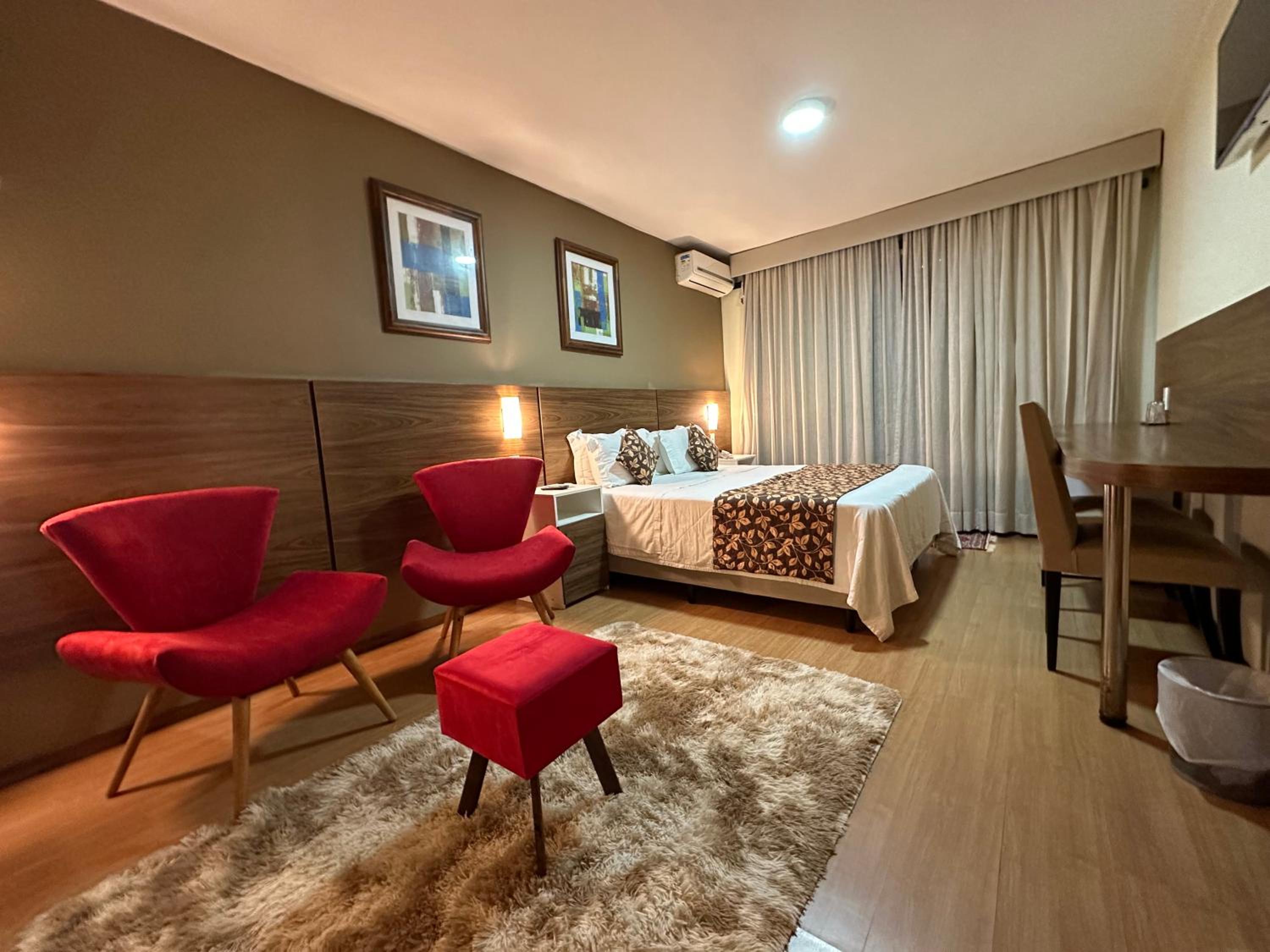 Suite with Hot Tub
