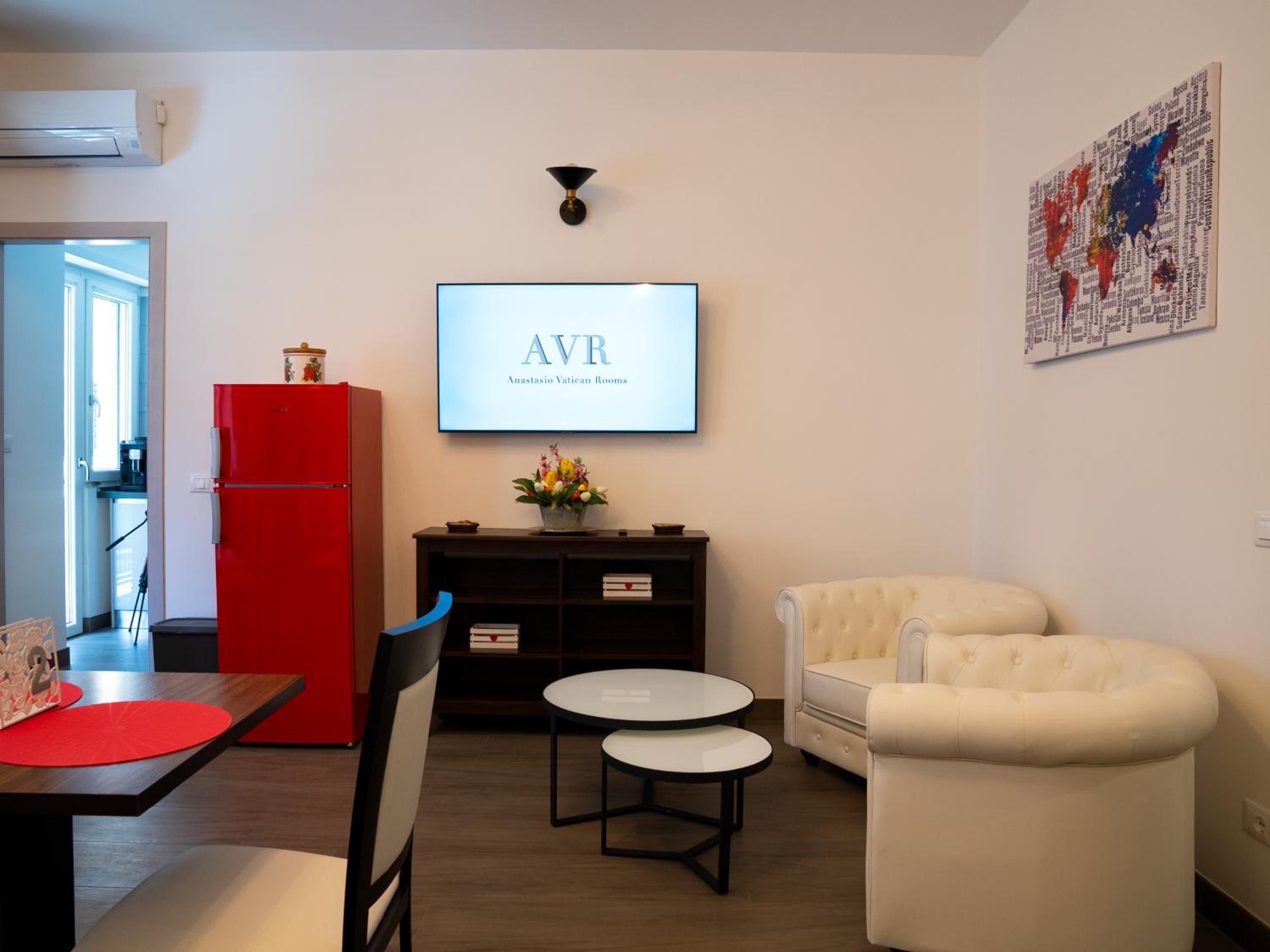 Three-Bedroom Apartment photo 1
