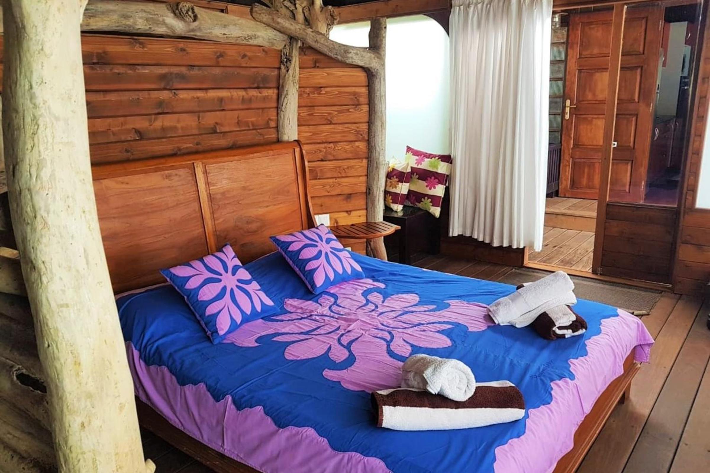 Villa photo 3