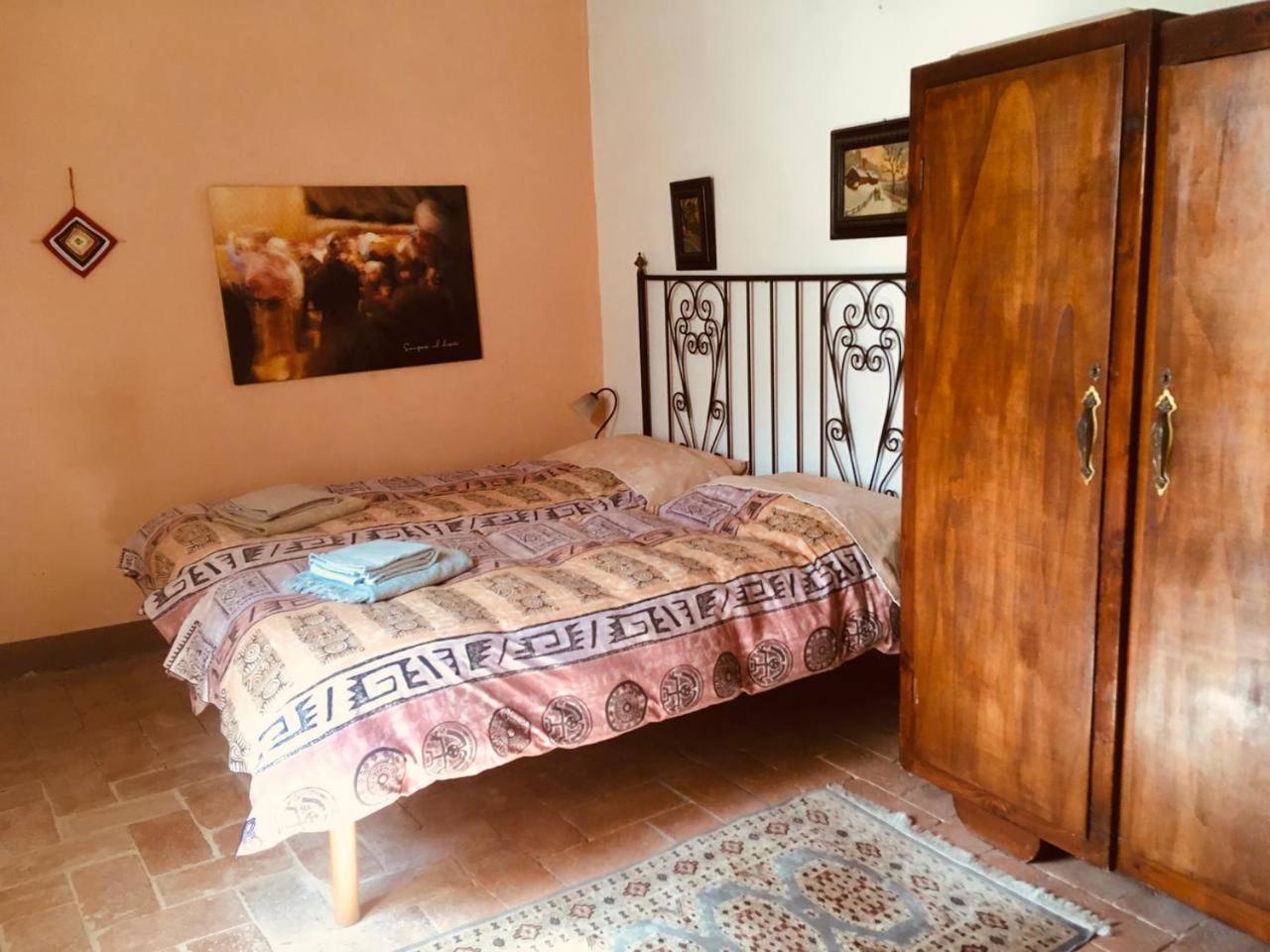Double or Twin Room with Shared Bathroom