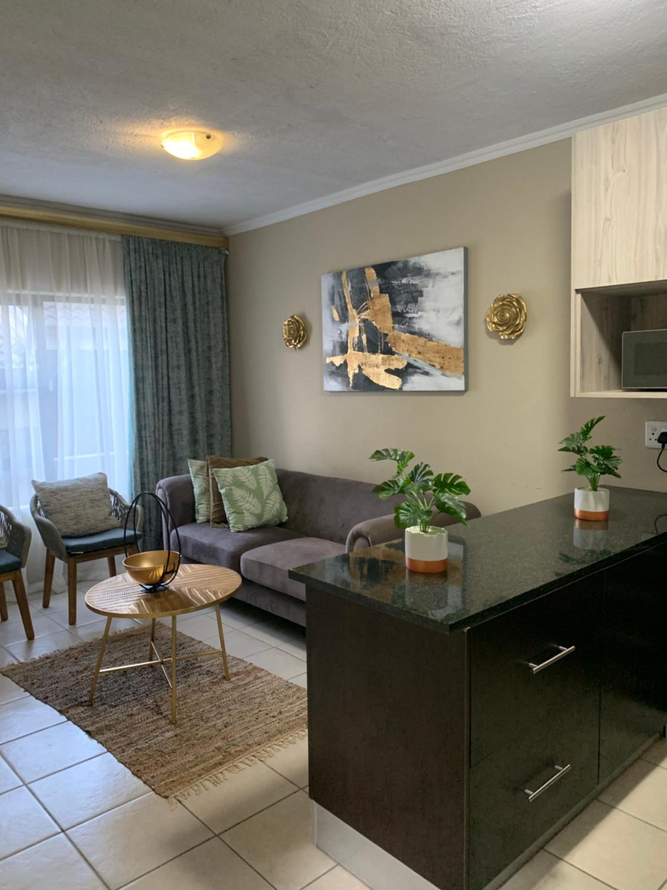 One-Bedroom Apartment - Photo 23
