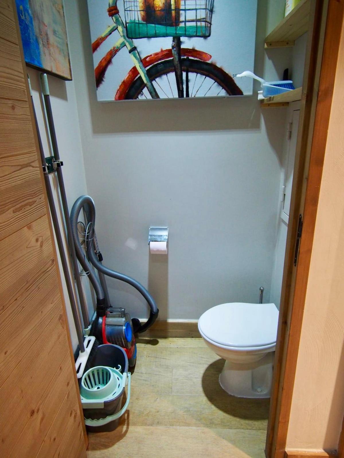 Apartment - Photo 12