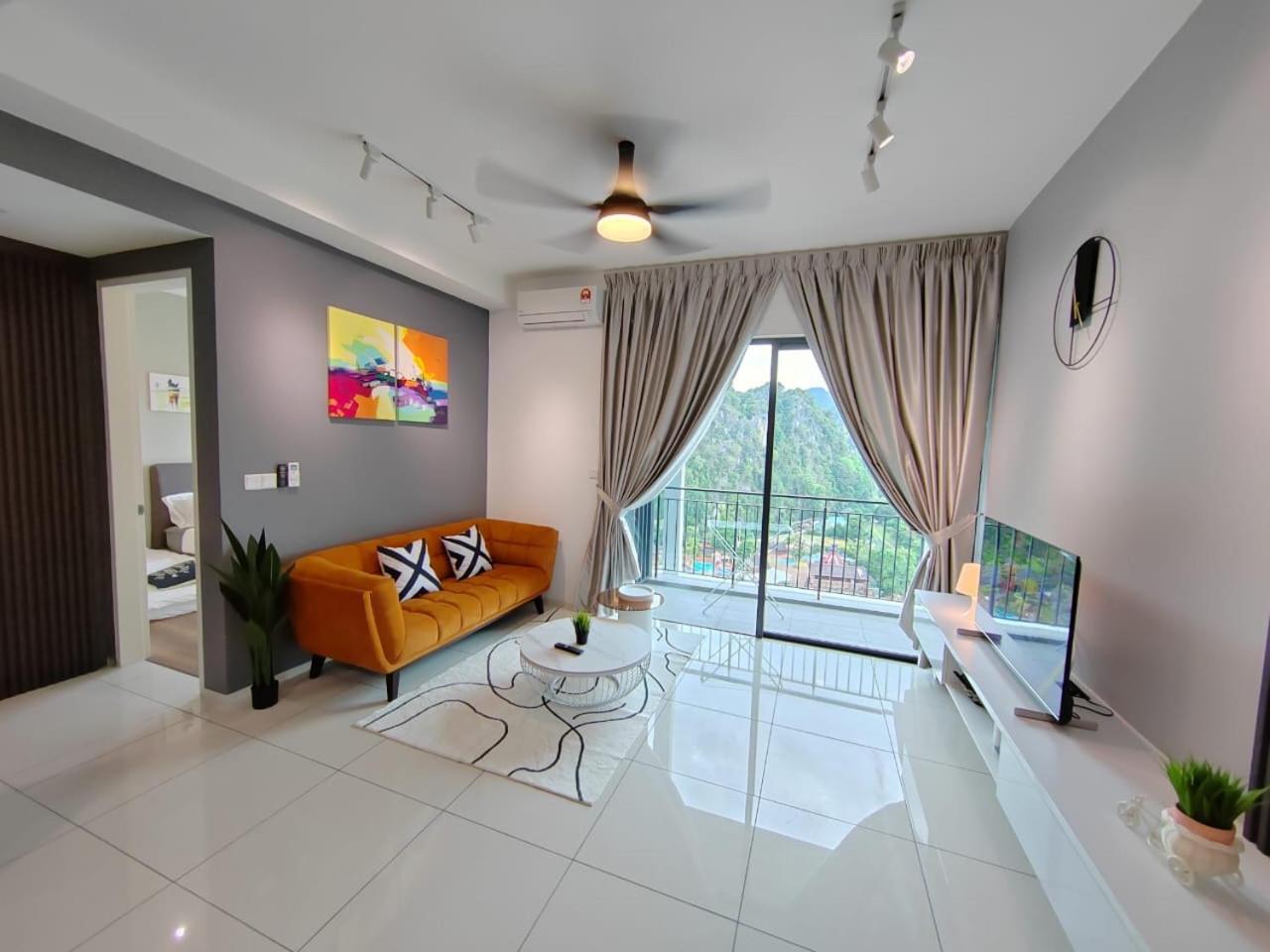Two-Bedroom Apartment photo 2